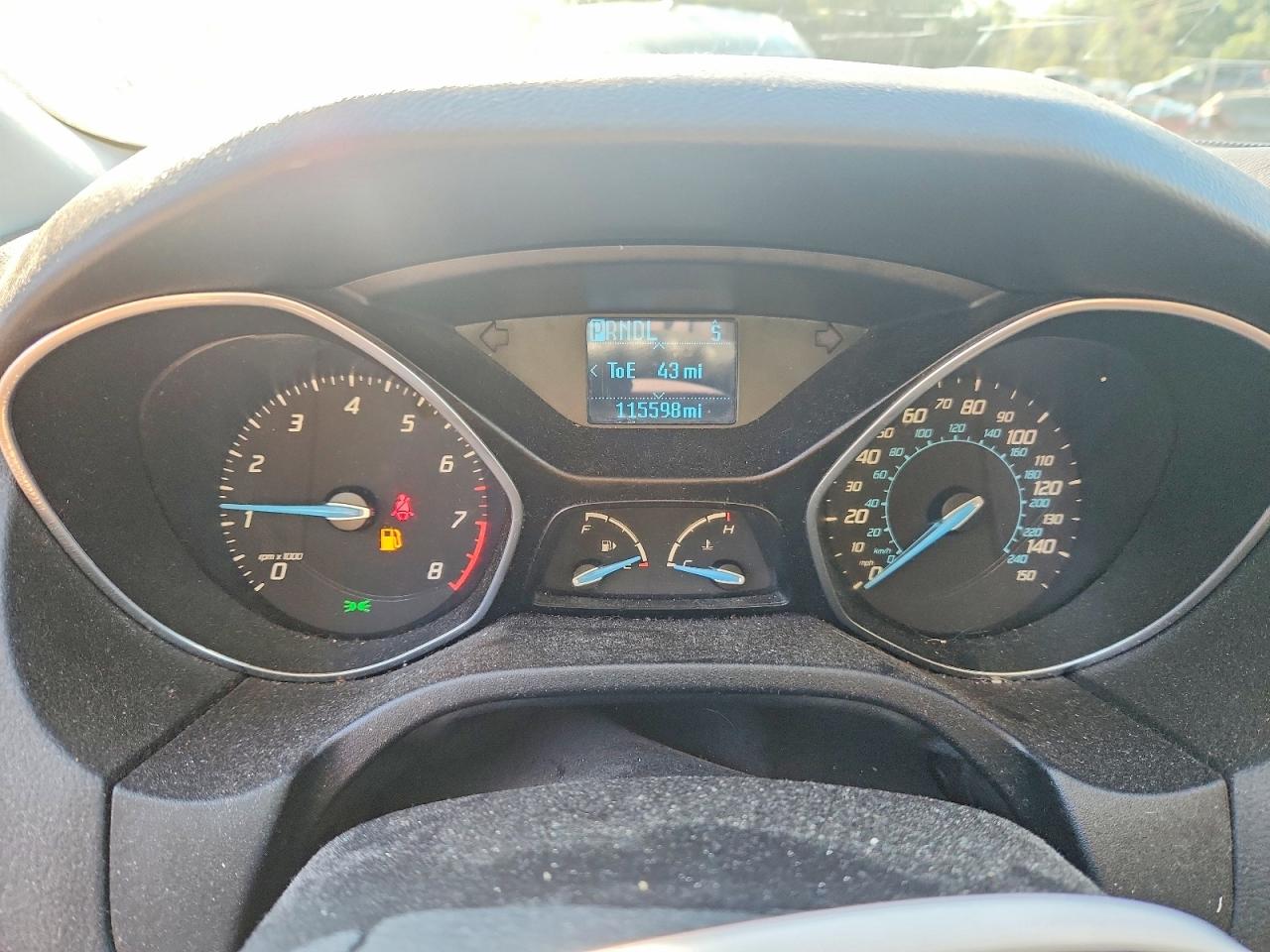 2012 Ford Focus Se Серебряный vin: 1FAHP3K22CL186261