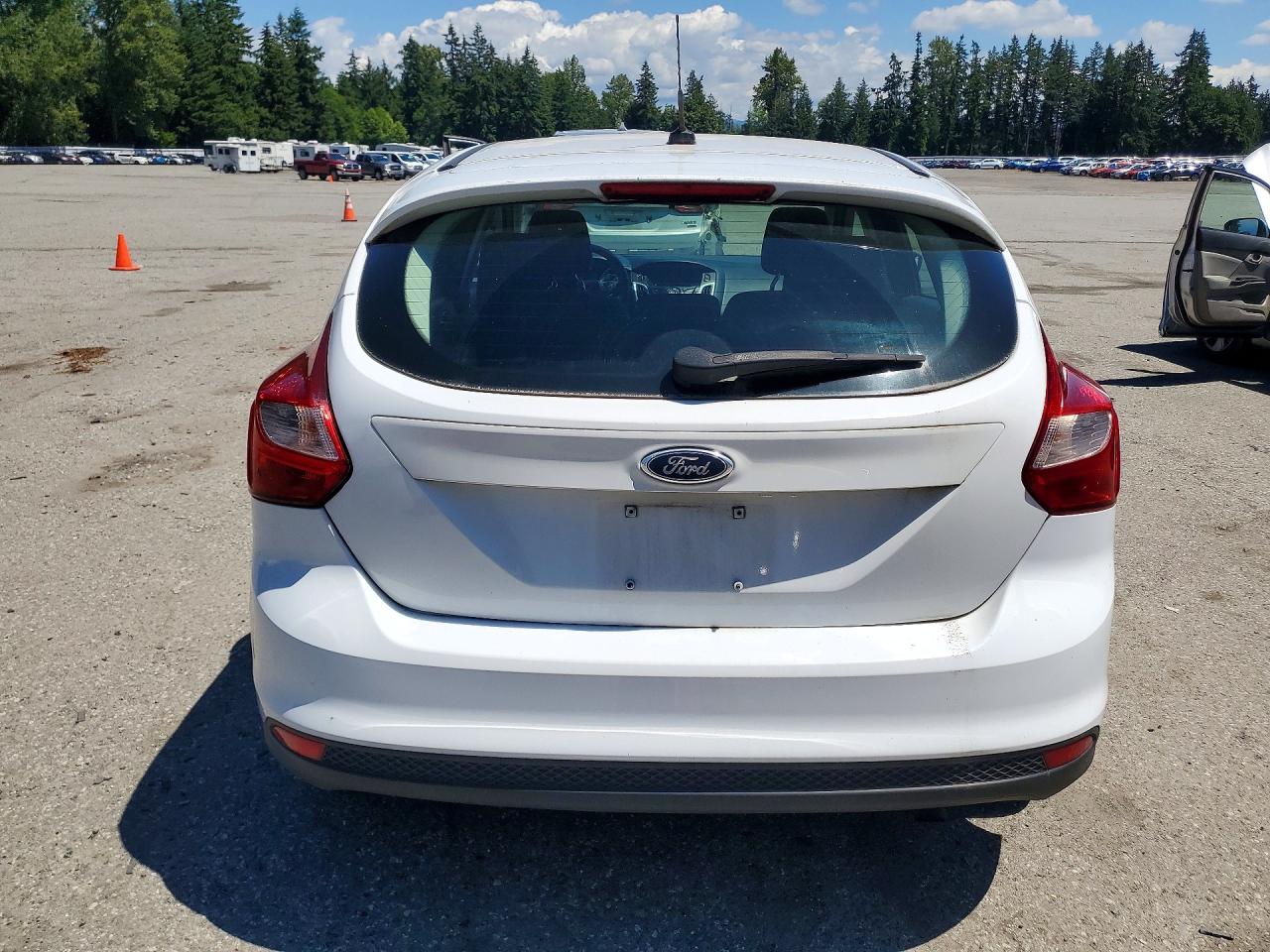2012 Ford Focus Se White vin: 1FAHP3K22CL206802