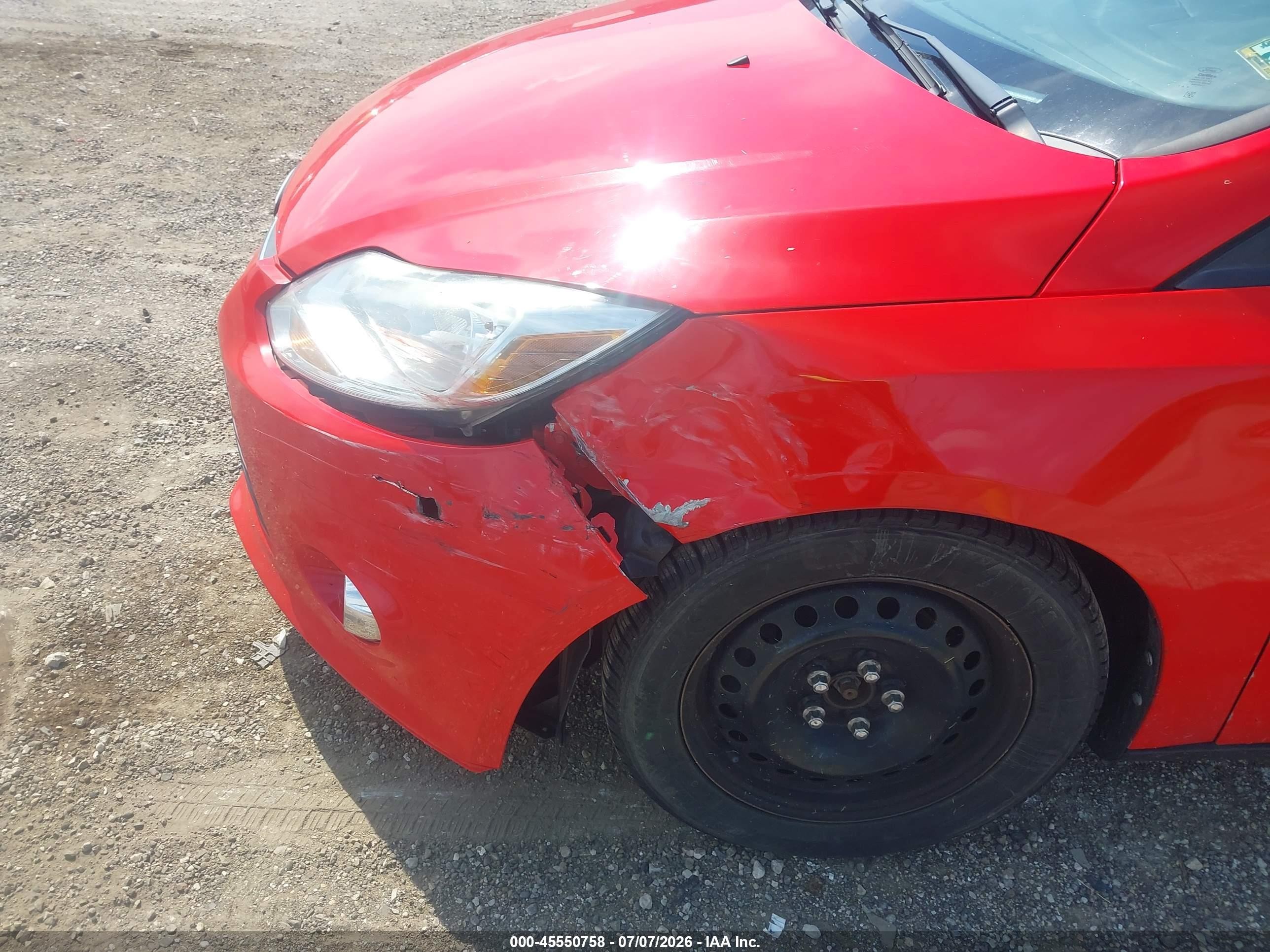 2012 Ford Focus Se Красный vin: 1FAHP3K22CL236429