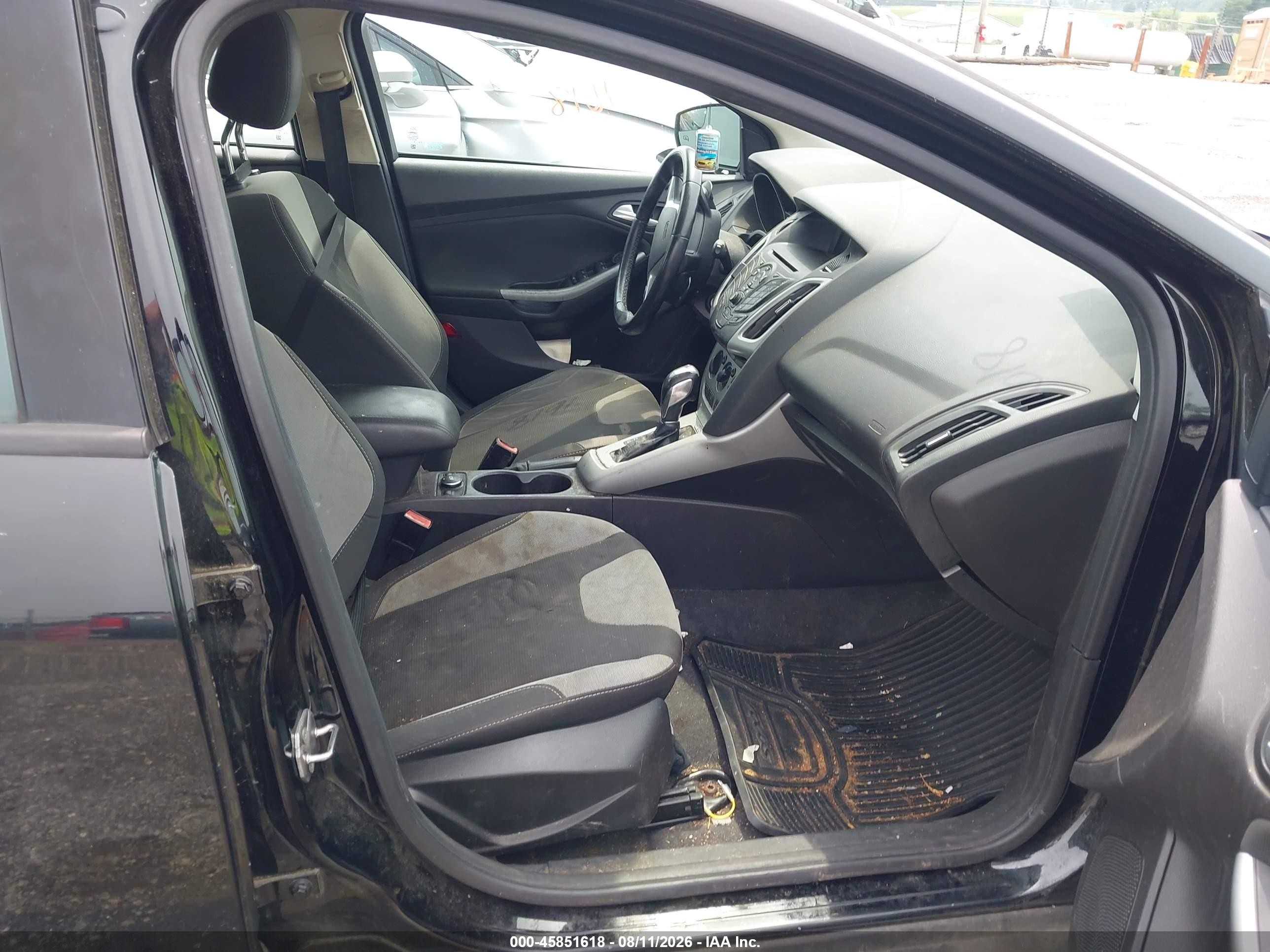 2012 Ford Focus Se Черный vin: 1FAHP3K22CL260066