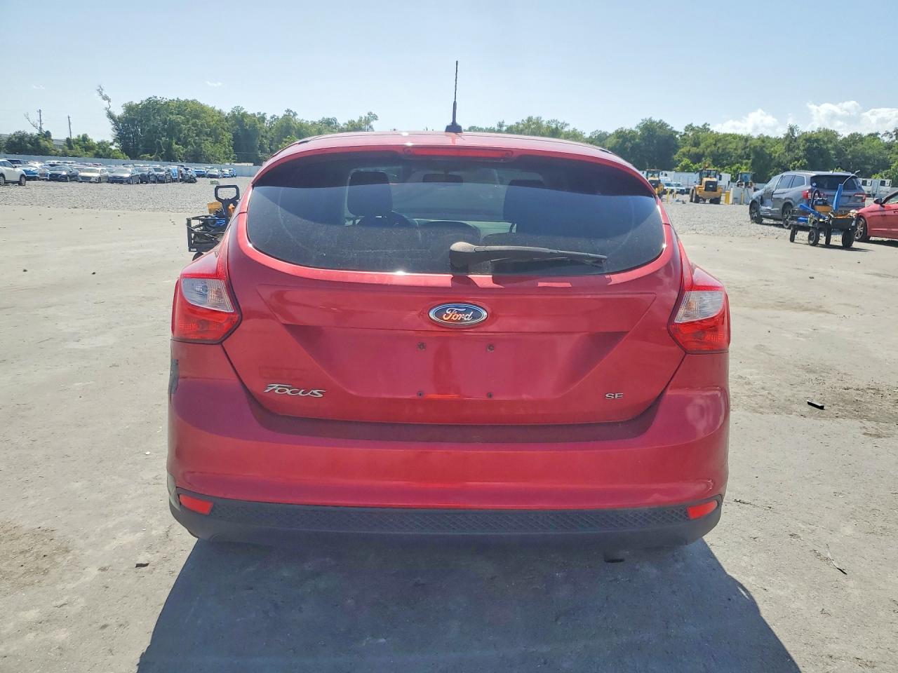 2012 Ford Focus Se Burgundy vin: 1FAHP3K22CL277384
