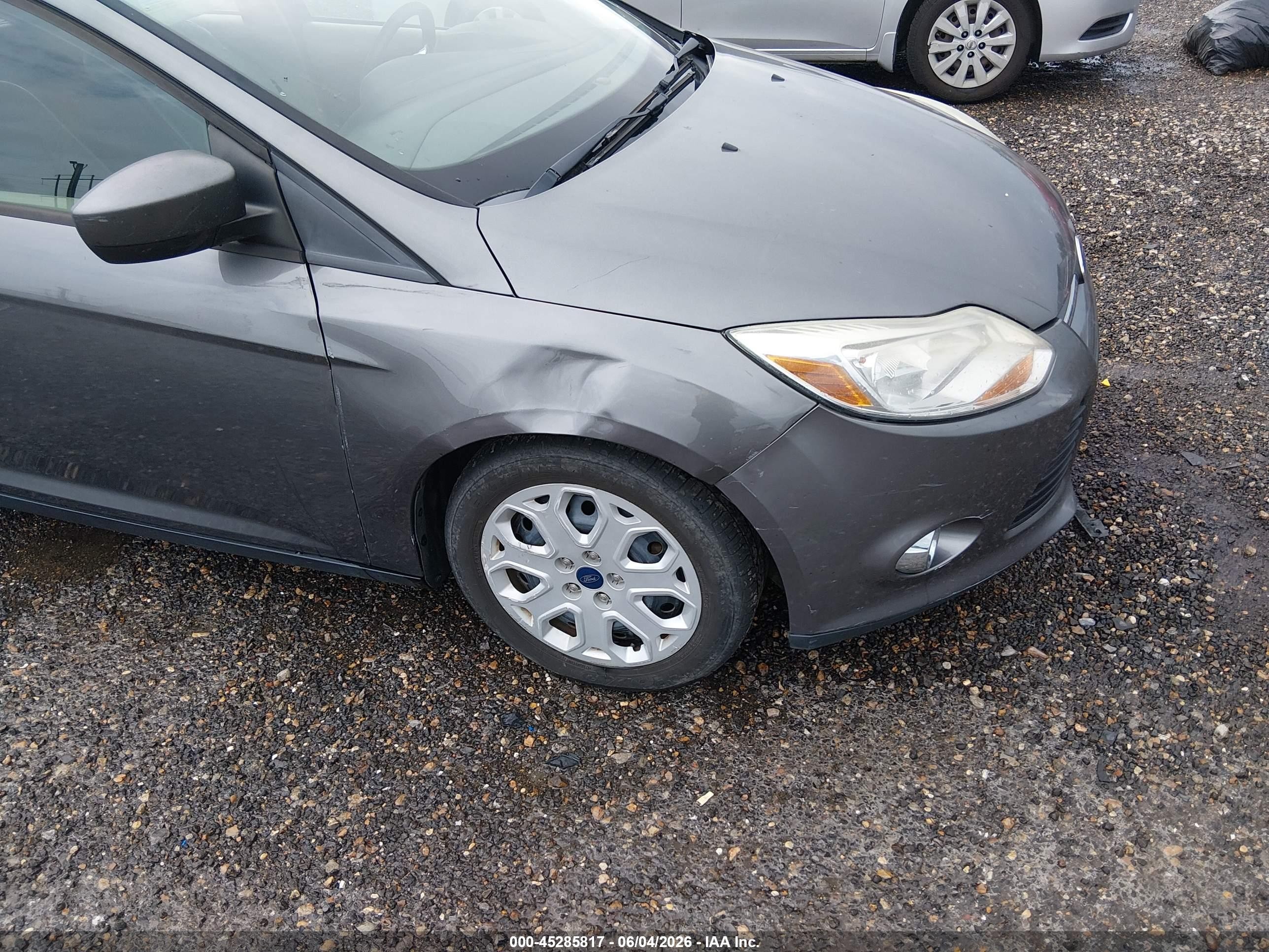 2012 Ford Focus Se Gray vin: 1FAHP3K22CL308357