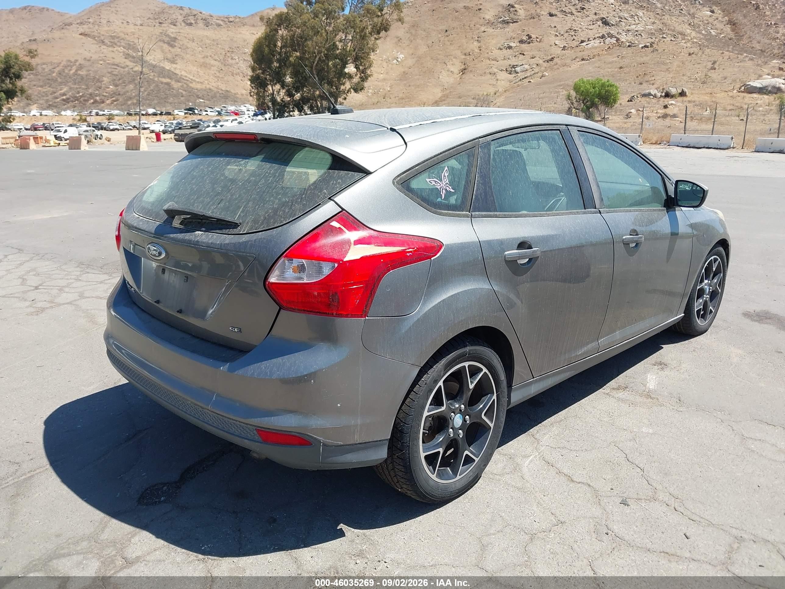 2012 Ford Focus Se Серый vin: 1FAHP3K22CL314255