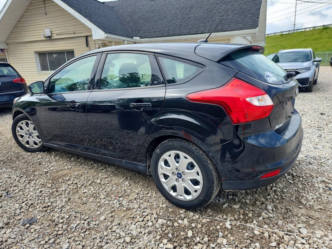 2012 Ford Focus Se Black vin: 1FAHP3K22CL434119