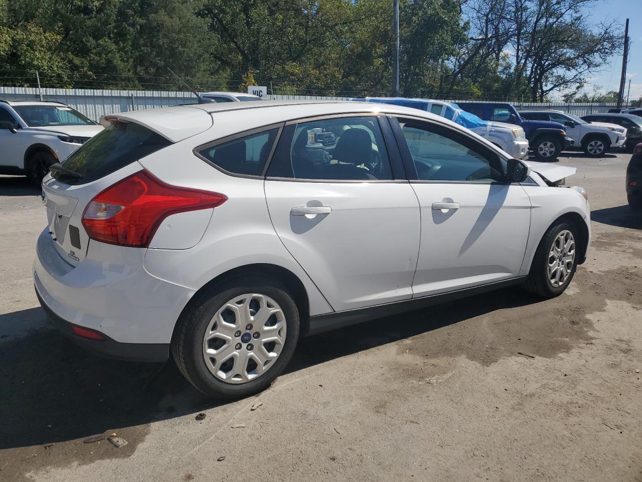 2012 Ford Focus Se White vin: 1FAHP3K22CL455343