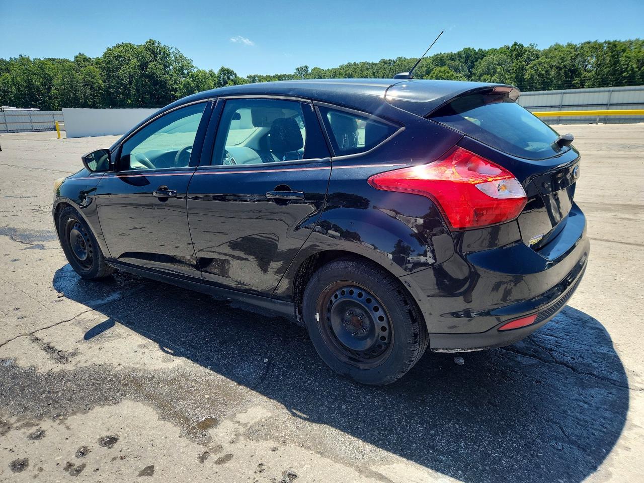 2012 Ford Focus Se Black vin: 1FAHP3K23CL112010