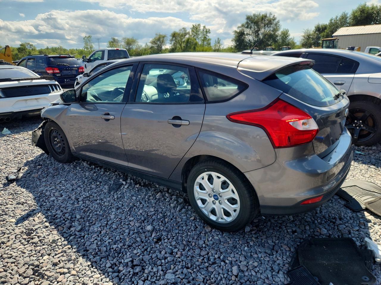 2012 Ford Focus Se Gray vin: 1FAHP3K23CL206064