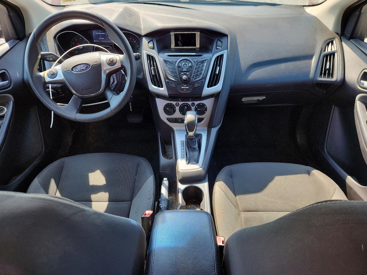 2012 Ford Focus Se Red vin: 1FAHP3K23CL221938