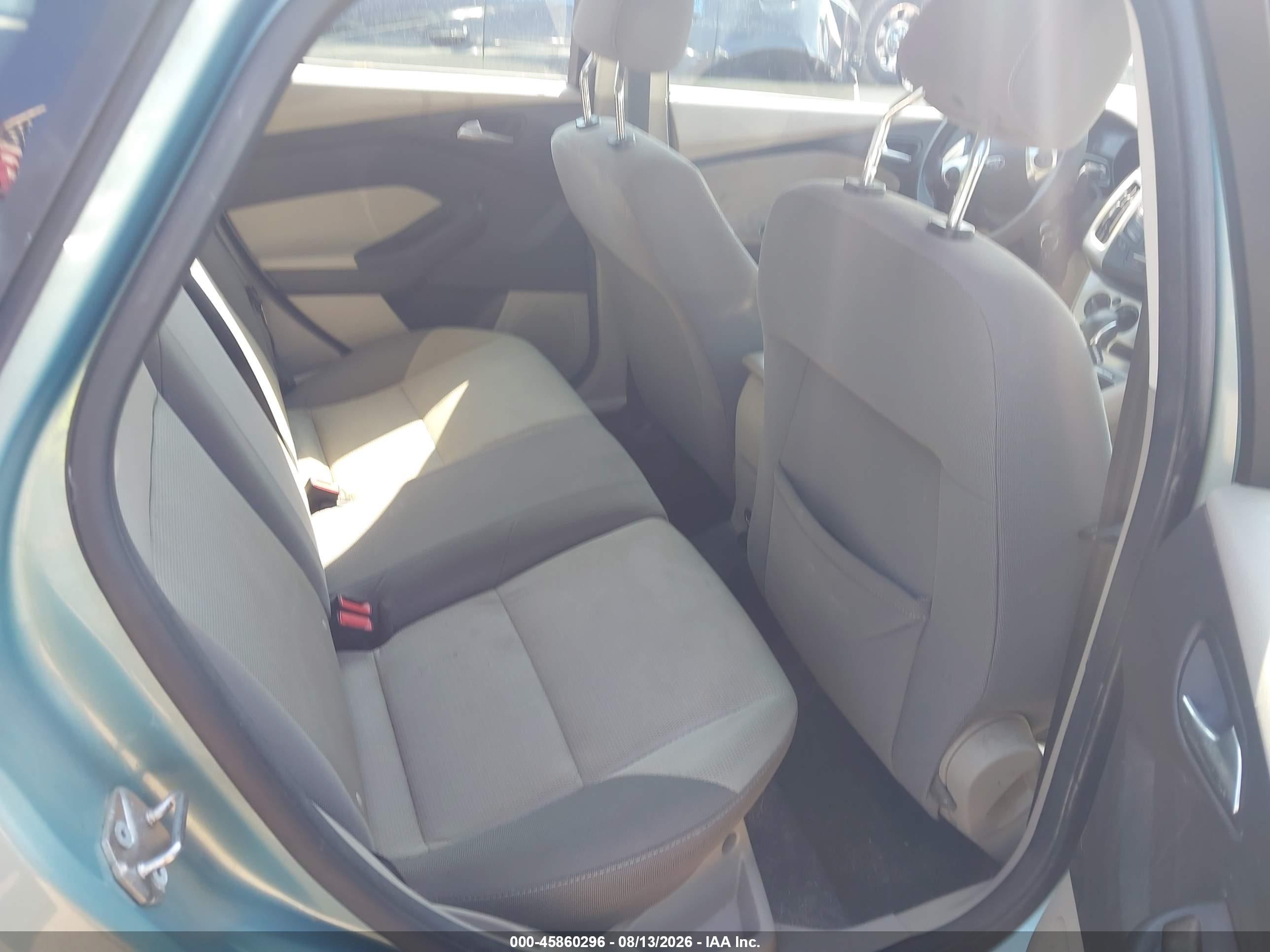 2012 Ford Focus Se Синий vin: 1FAHP3K23CL306519