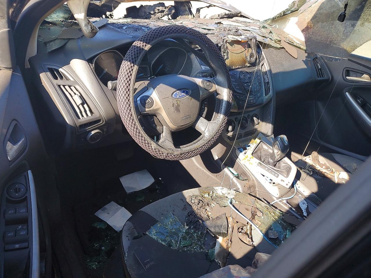 2012 Ford Focus Se Синий vin: 1FAHP3K23CL306911