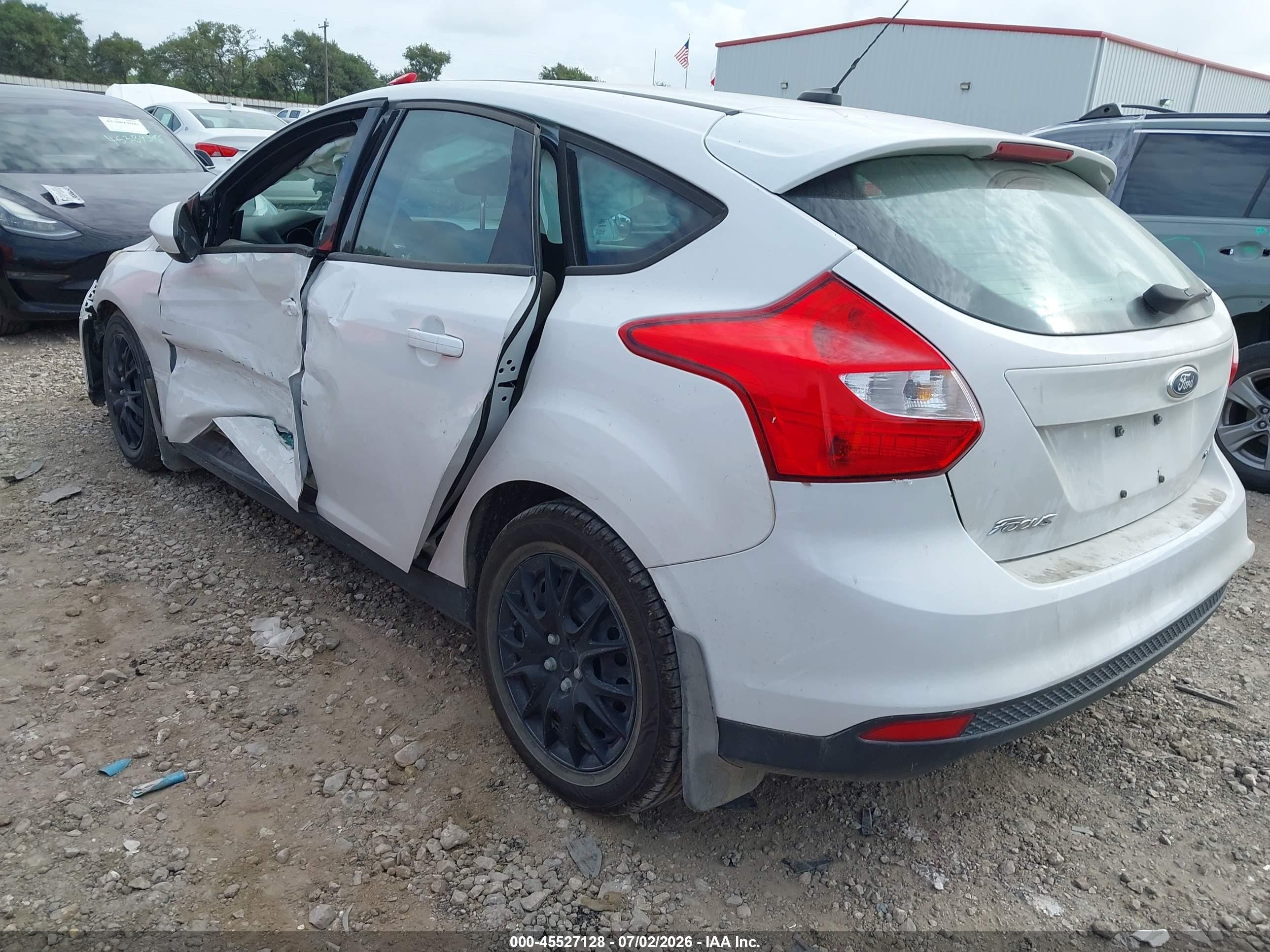 2012 Ford Focus Se White vin: 1FAHP3K23CL312661