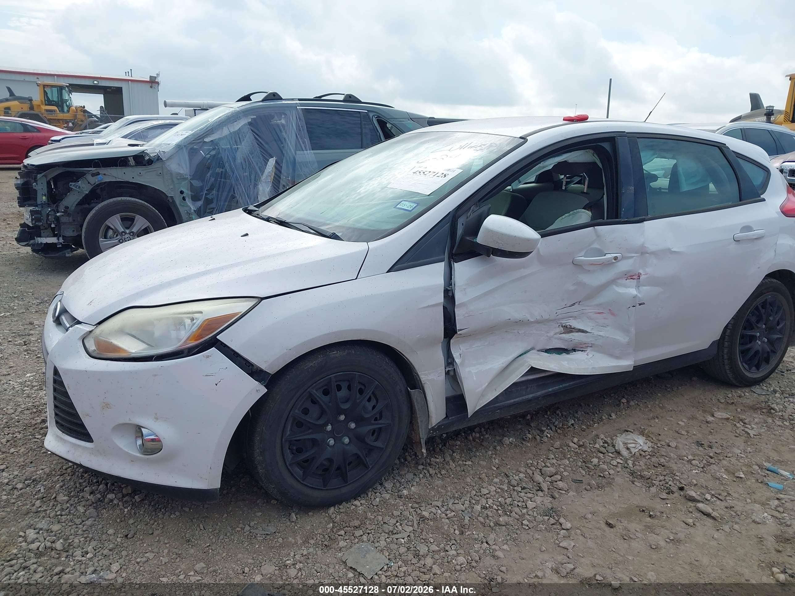 2012 Ford Focus Se White vin: 1FAHP3K23CL312661