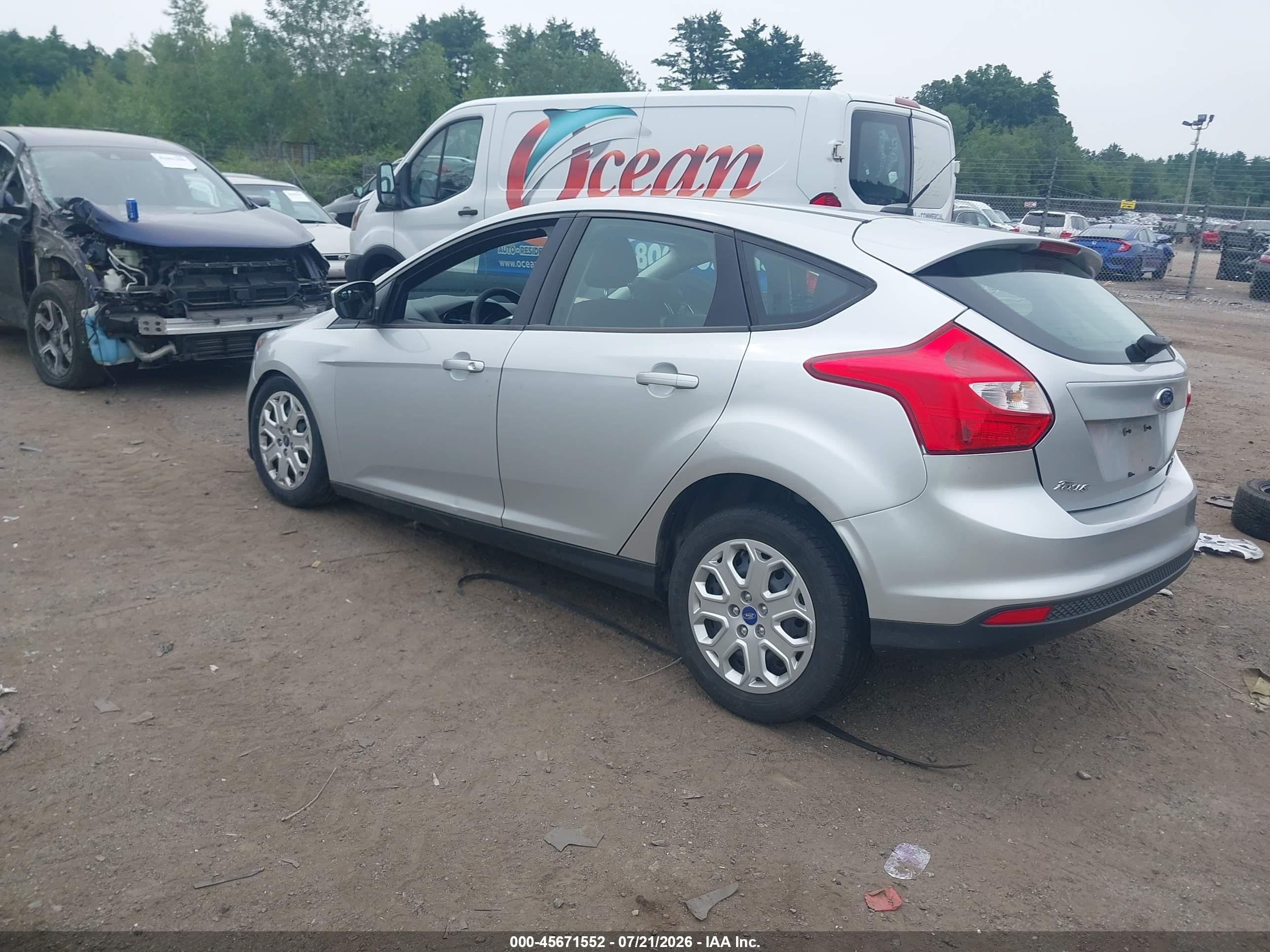 2012 Ford Focus Se Silver vin: 1FAHP3K23CL326849
