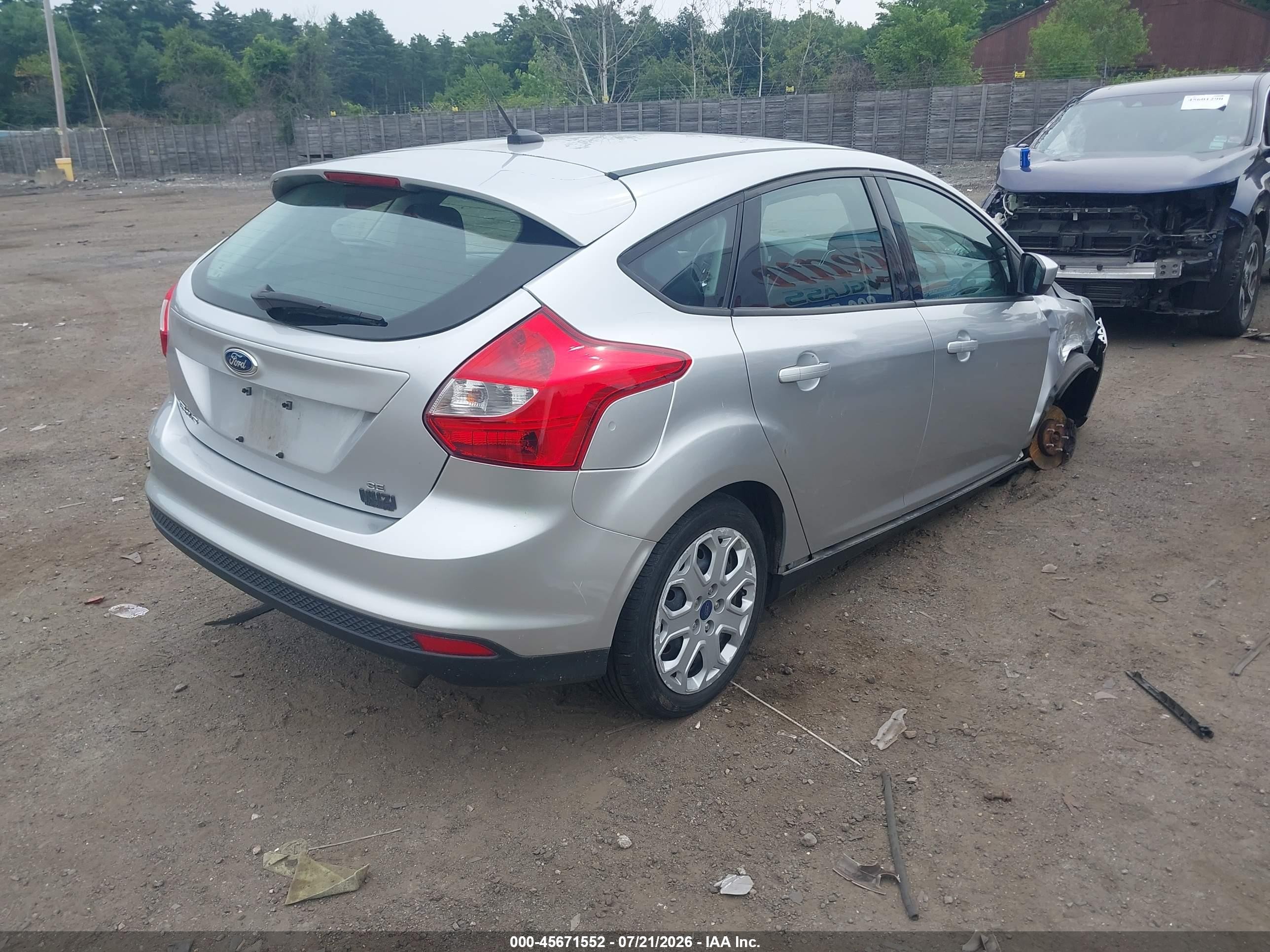 2012 Ford Focus Se Silver vin: 1FAHP3K23CL326849