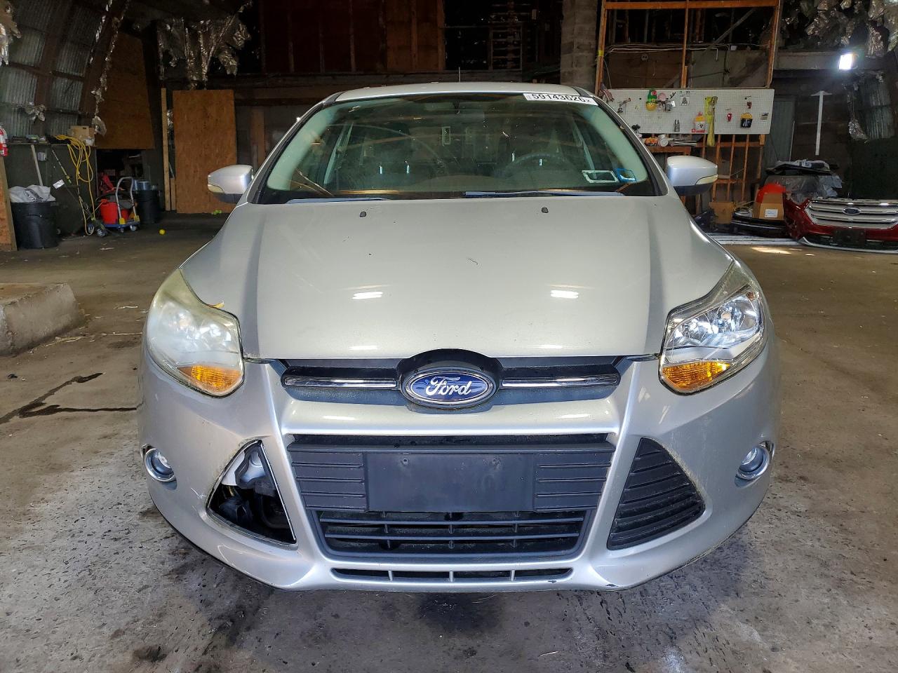 2012 Ford Focus Se Серебряный vin: 1FAHP3K23CL359611