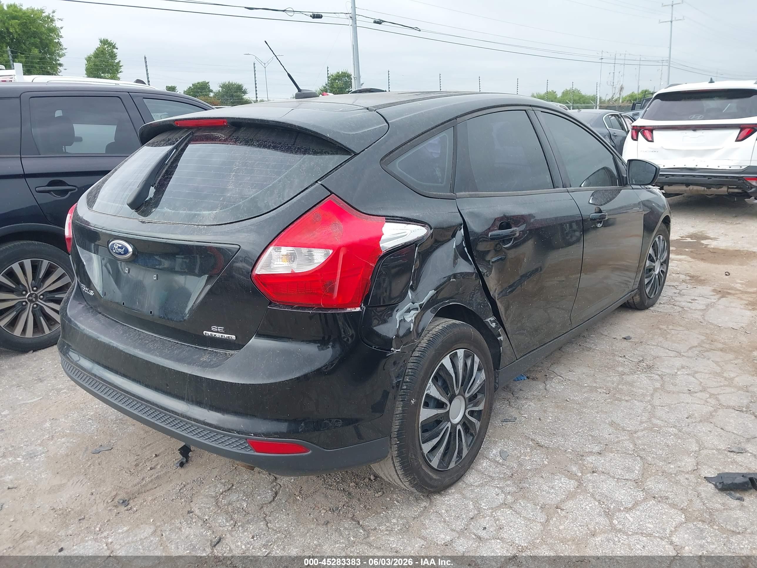 2012 Ford Focus Se Black vin: 1FAHP3K23CL374240