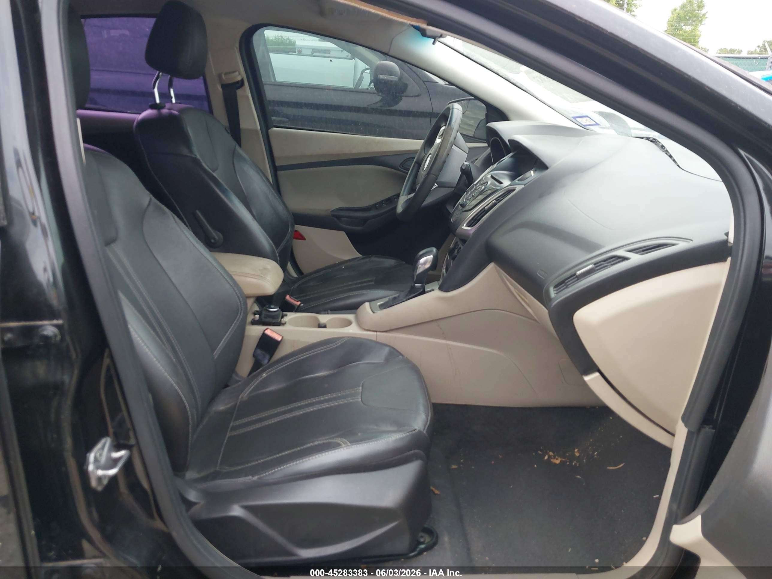 2012 Ford Focus Se Black vin: 1FAHP3K23CL374240