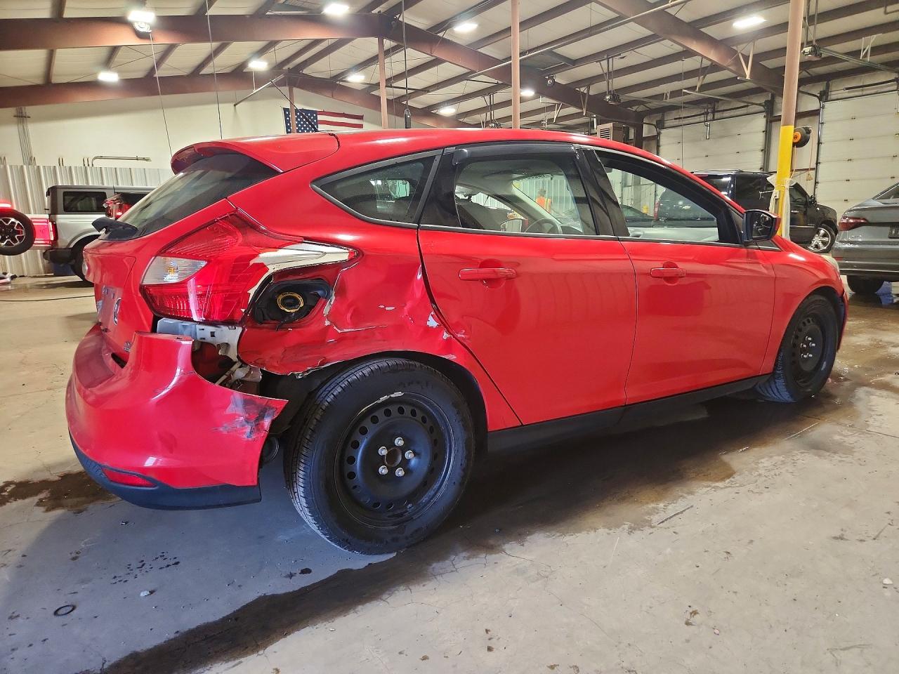 2012 Ford Focus Se Red vin: 1FAHP3K23CL414560