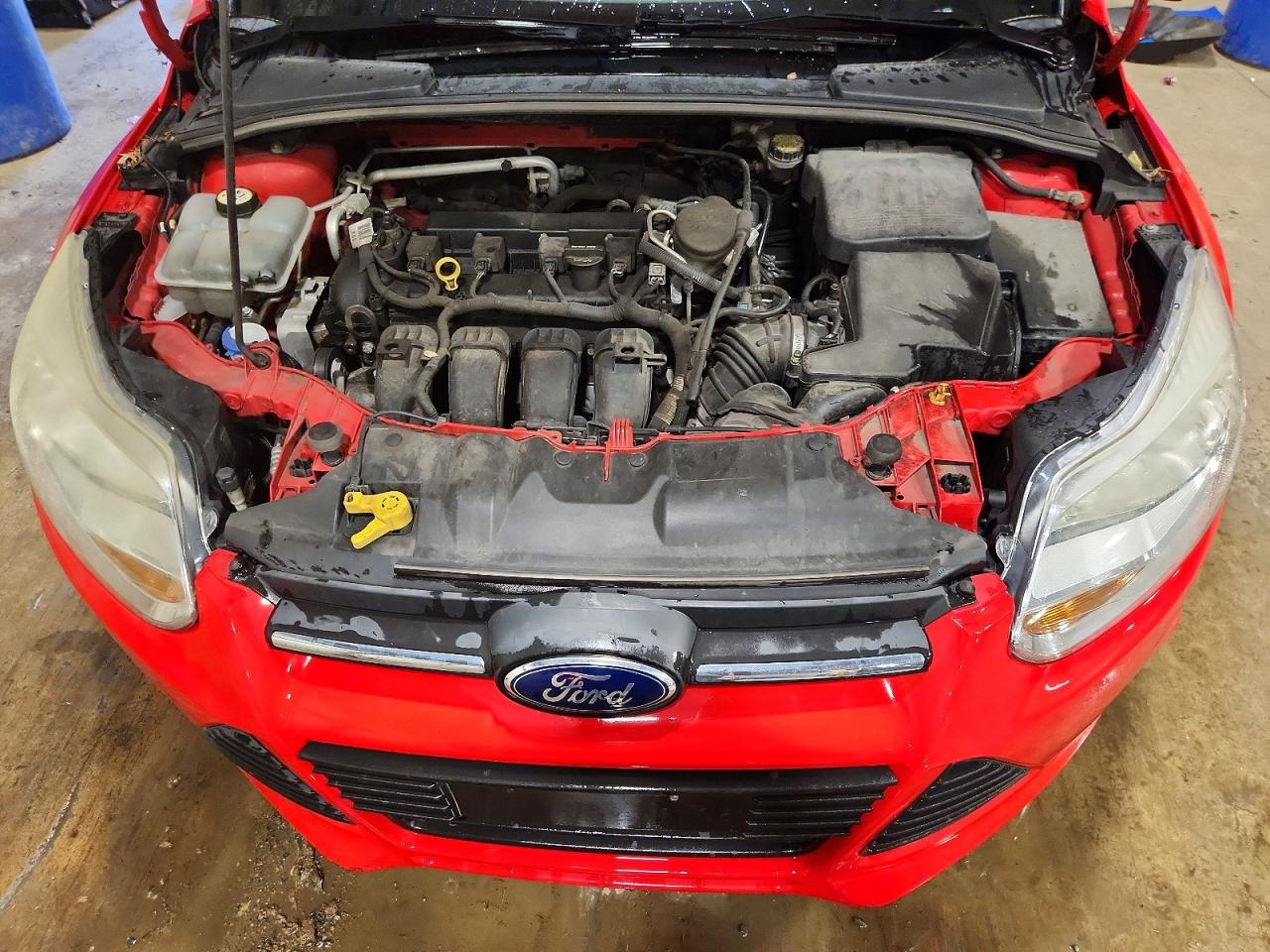 2012 Ford Focus Se Red vin: 1FAHP3K23CL414560
