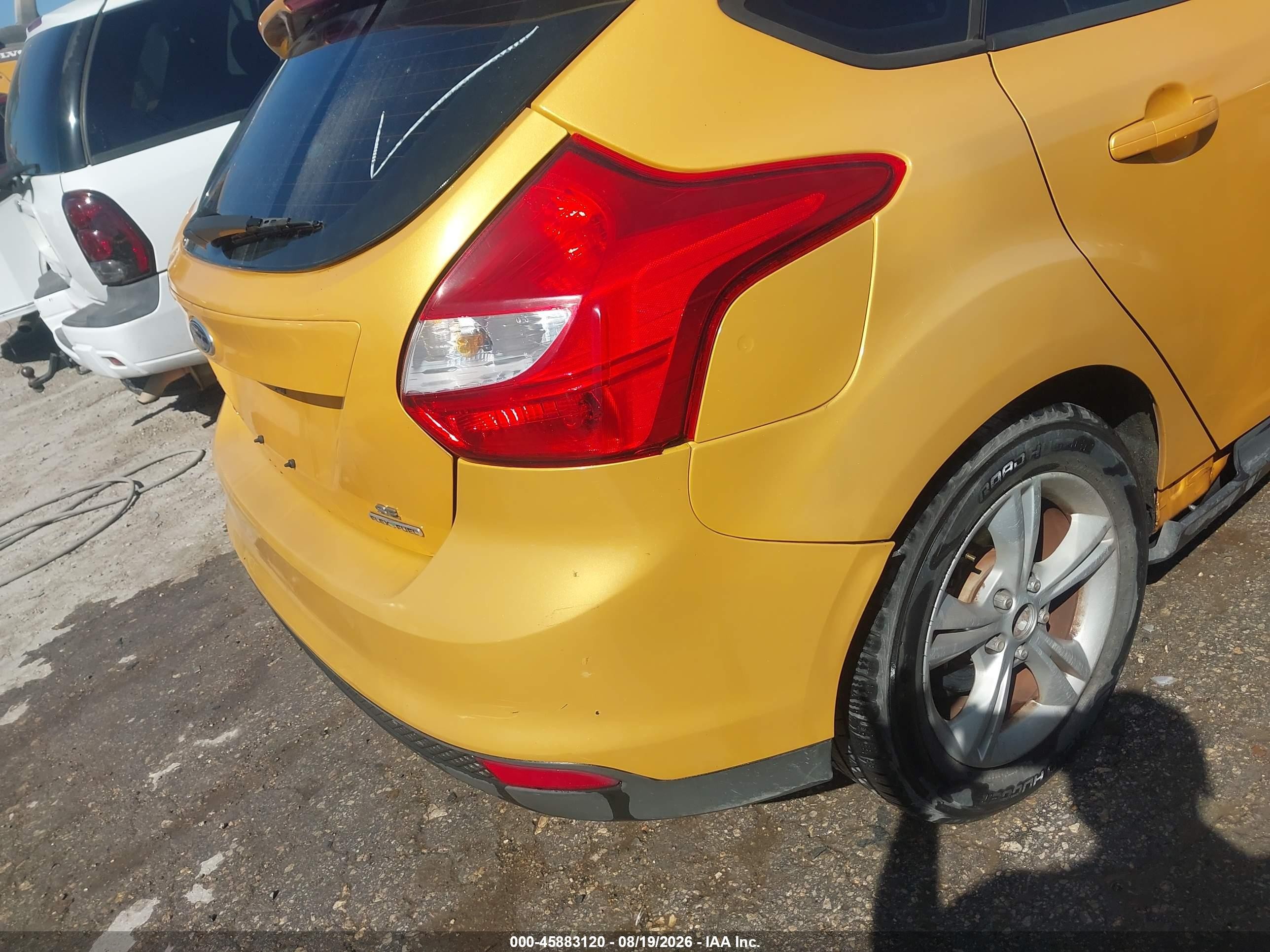 2012 Ford Focus Se Yellow vin: 1FAHP3K23CL435053