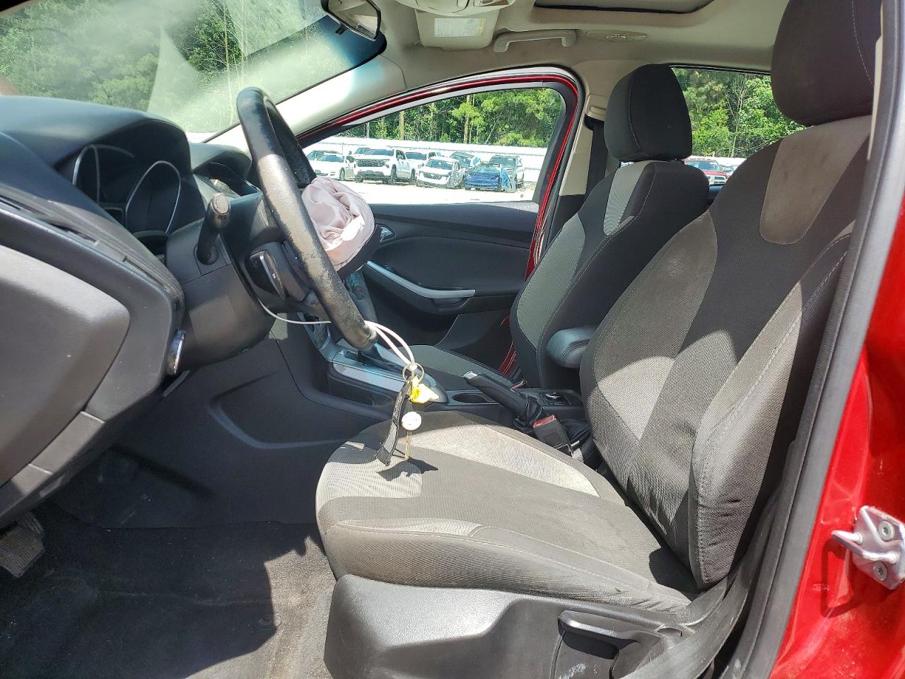 2012 Ford Focus Se Red vin: 1FAHP3K23CL443931