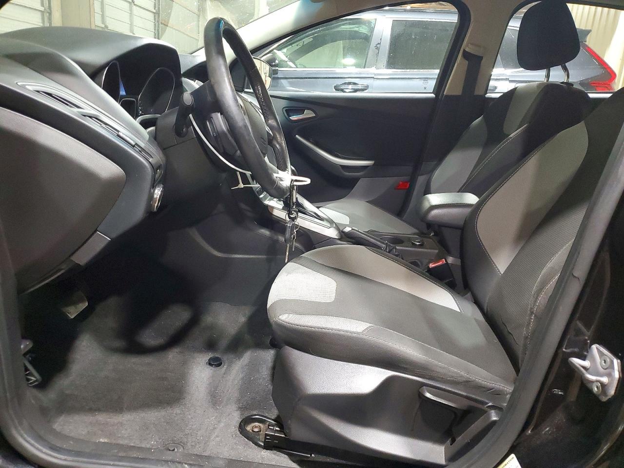2012 Ford Focus Se Черный vin: 1FAHP3K24CL172541
