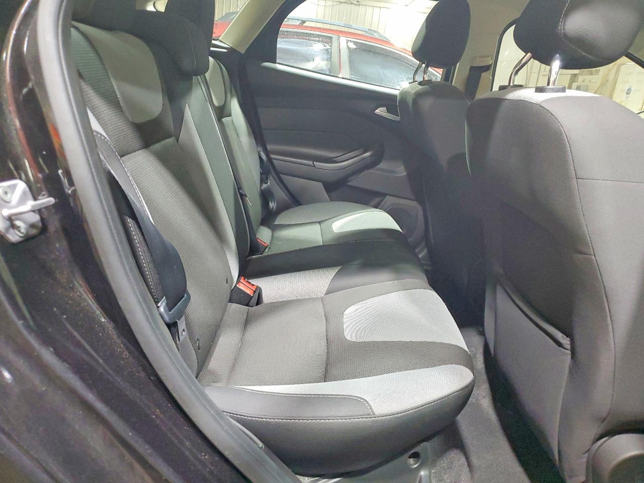 2012 Ford Focus Se Черный vin: 1FAHP3K24CL172541