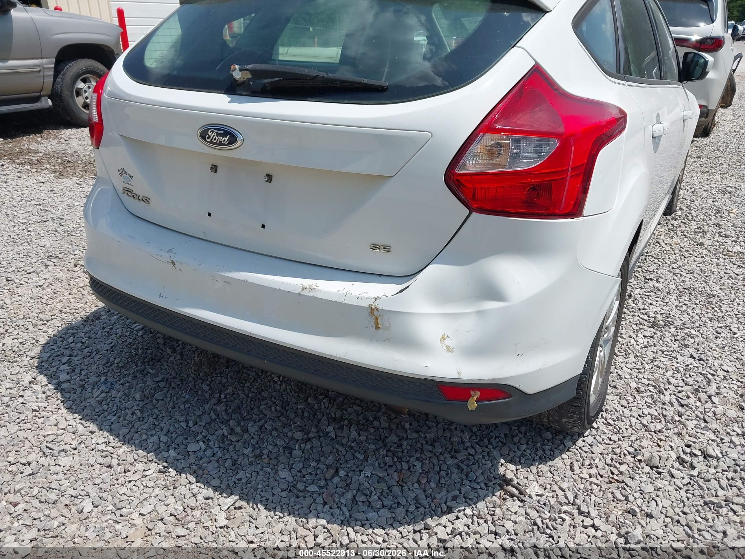 2012 Ford Focus Se Белый vin: 1FAHP3K24CL254172