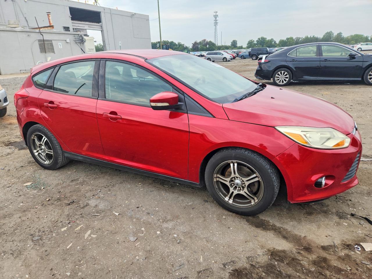 2012 Ford Focus Se Red vin: 1FAHP3K24CL274356
