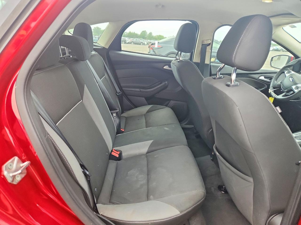 2012 Ford Focus Se Red vin: 1FAHP3K24CL274356