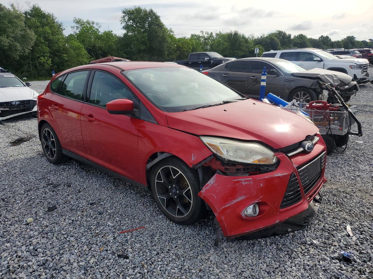 2012 Ford Focus Se Red vin: 1FAHP3K24CL371380
