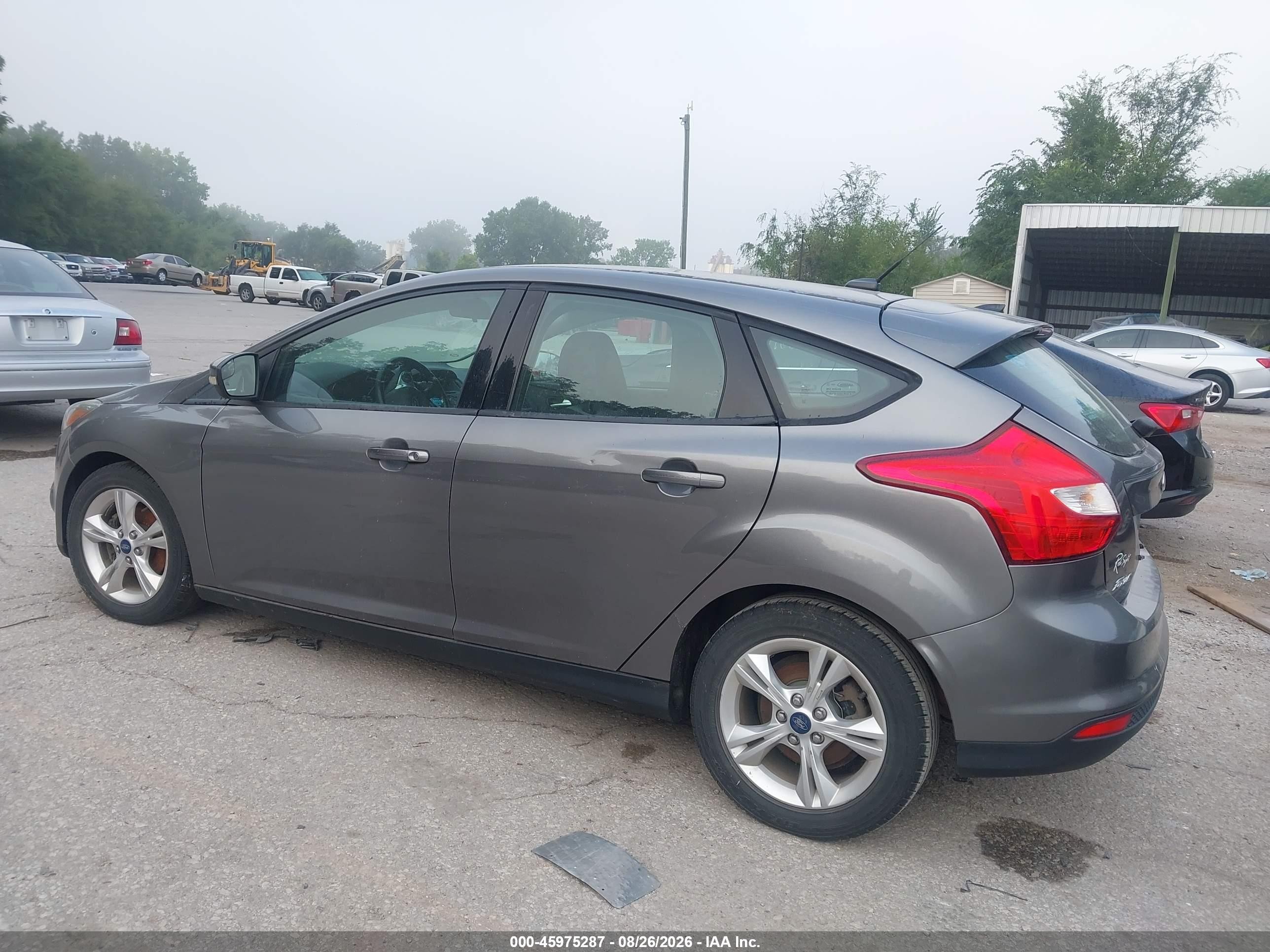 2012 Ford Focus Se Gray vin: 1FAHP3K24CL435336