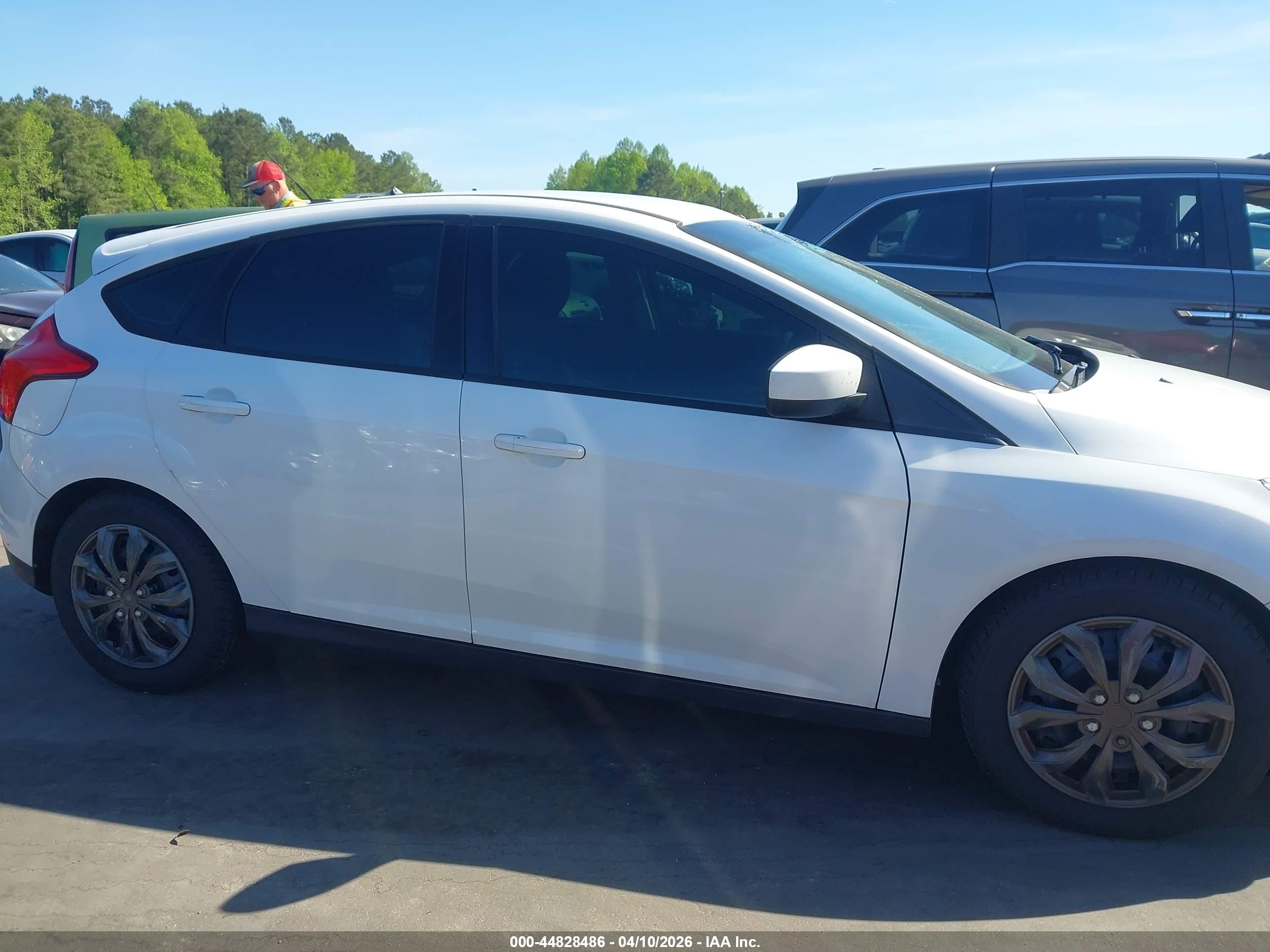 2012 Ford Focus Se White vin: 1FAHP3K24CL470765