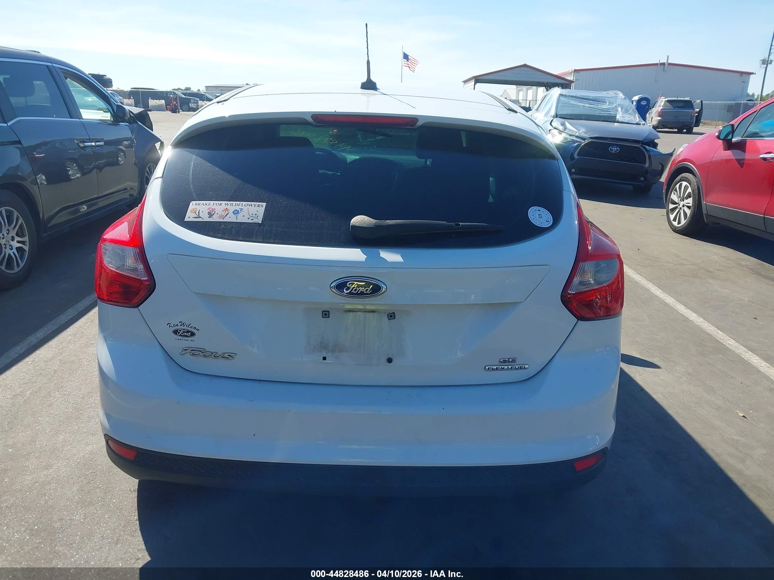 2012 Ford Focus Se White vin: 1FAHP3K24CL470765