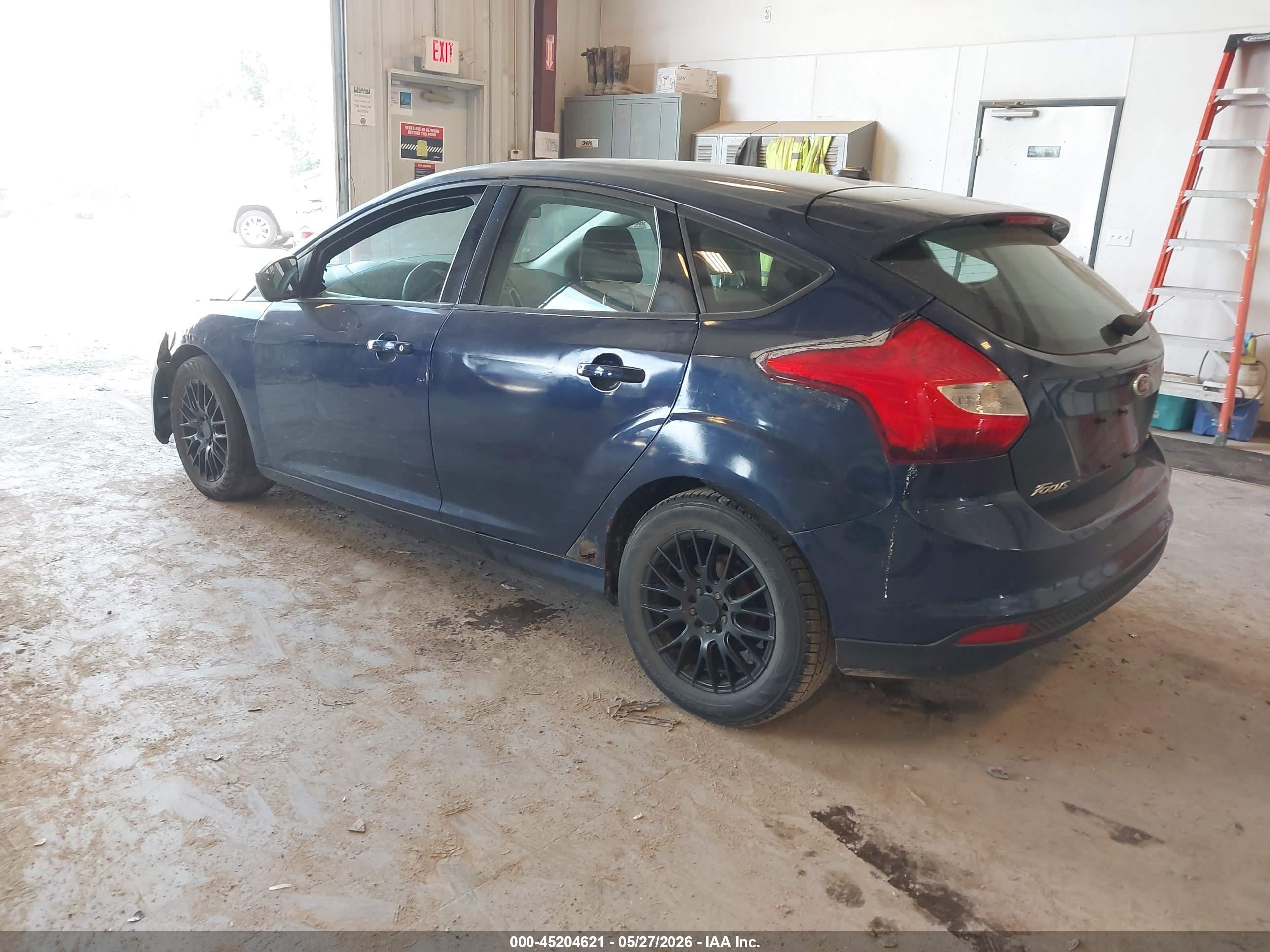 2012 Ford Focus Se Navy vin: 1FAHP3K25CL119363
