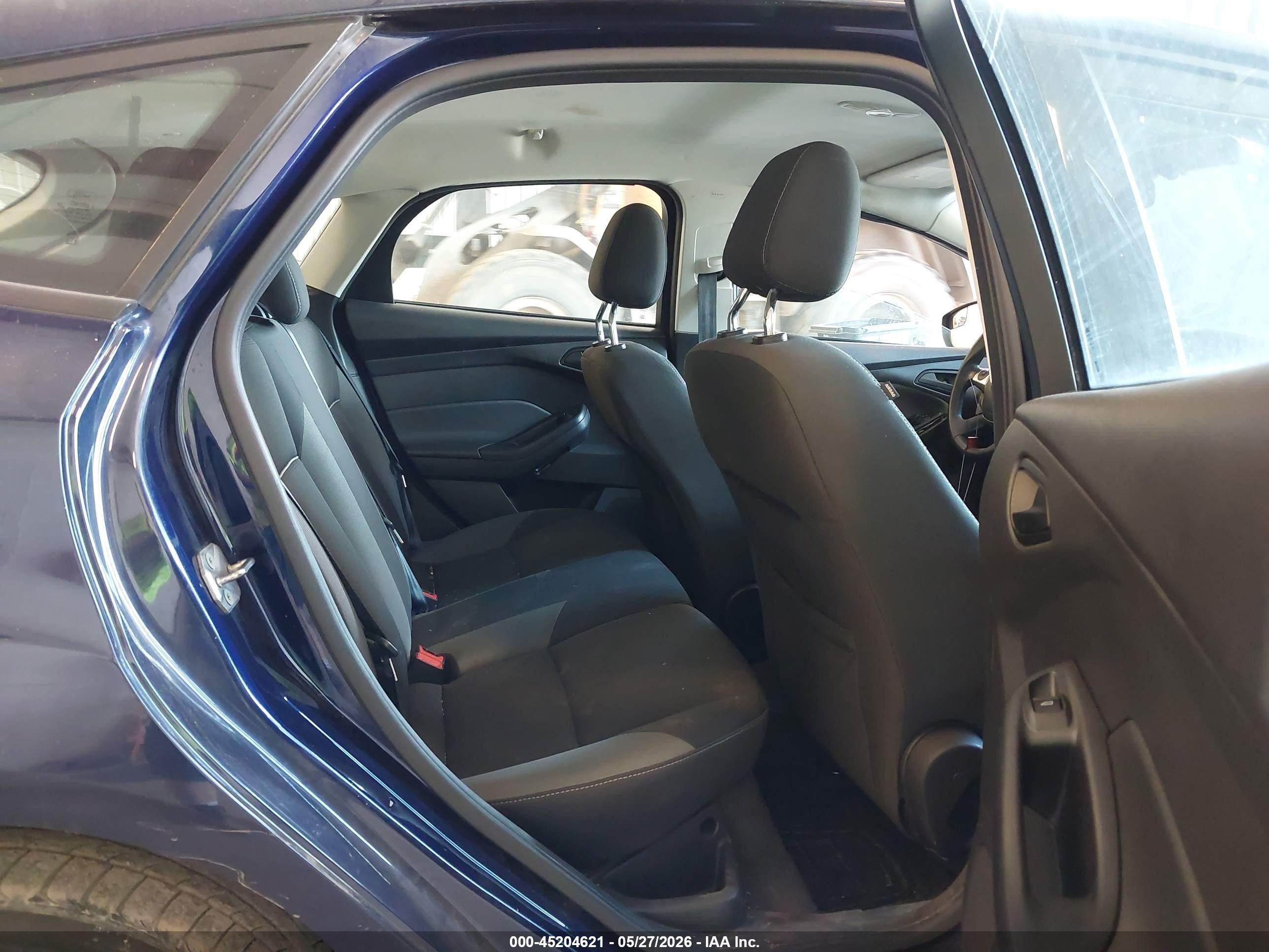2012 Ford Focus Se Navy vin: 1FAHP3K25CL119363