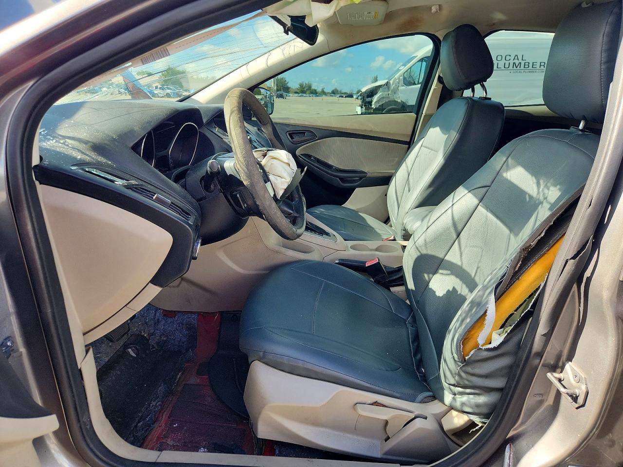 2012 Ford Focus Se Gray vin: 1FAHP3K25CL147079