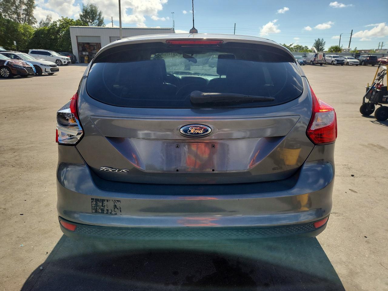 2012 Ford Focus Se Gray vin: 1FAHP3K25CL147079