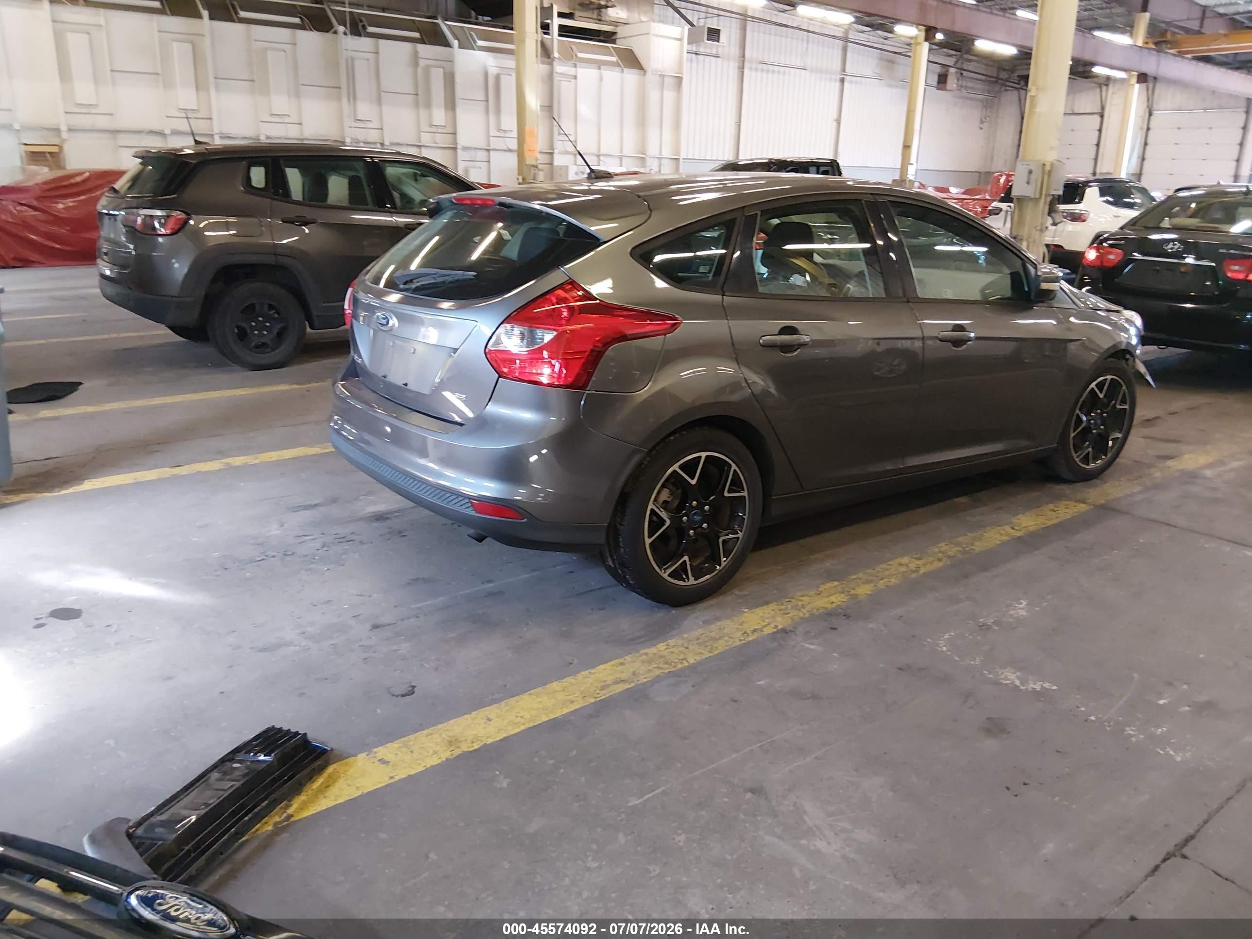 2012 Ford Focus Se Gray vin: 1FAHP3K25CL216059