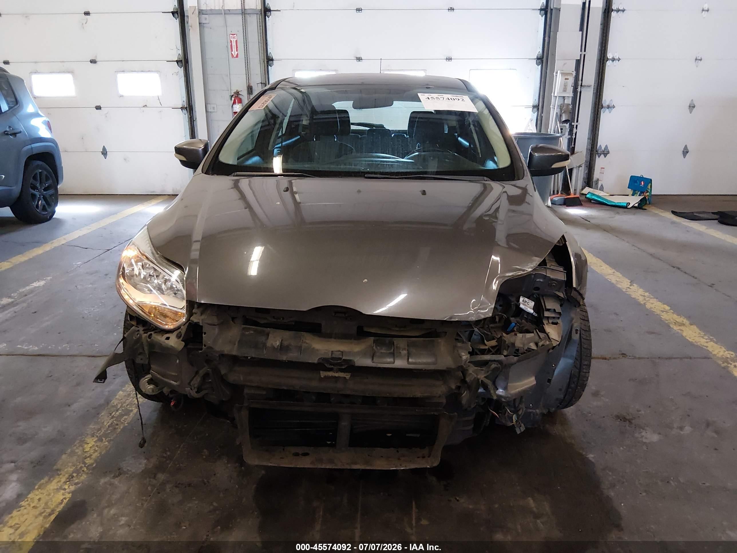 2012 Ford Focus Se Gray vin: 1FAHP3K25CL216059