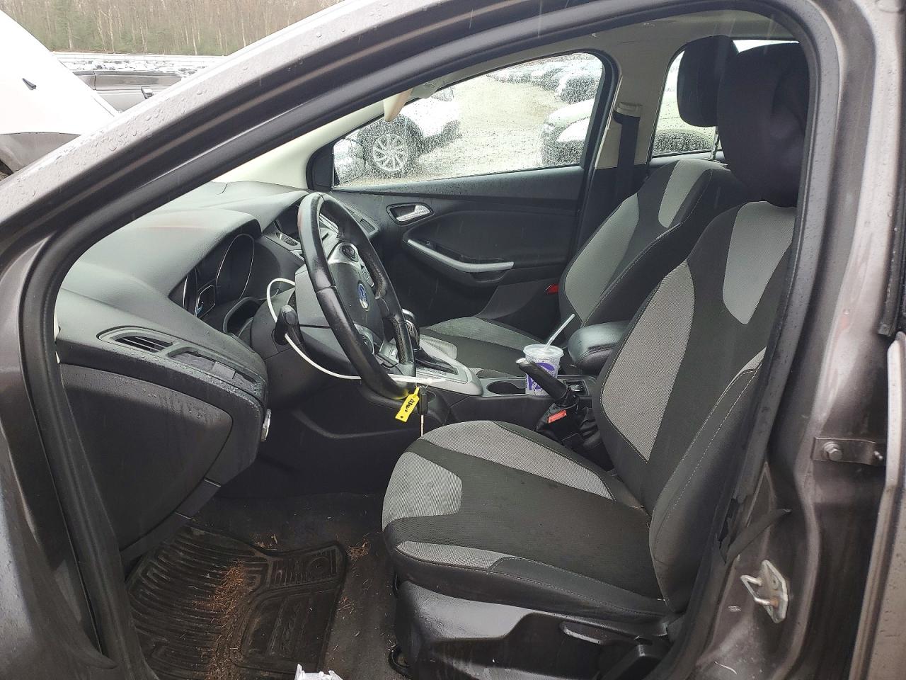 2012 Ford Focus Se Gray vin: 1FAHP3K25CL229202
