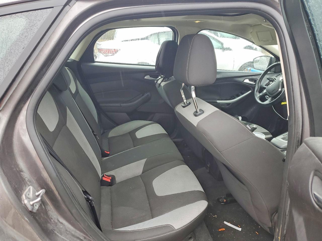 2012 Ford Focus Se Gray vin: 1FAHP3K25CL229202