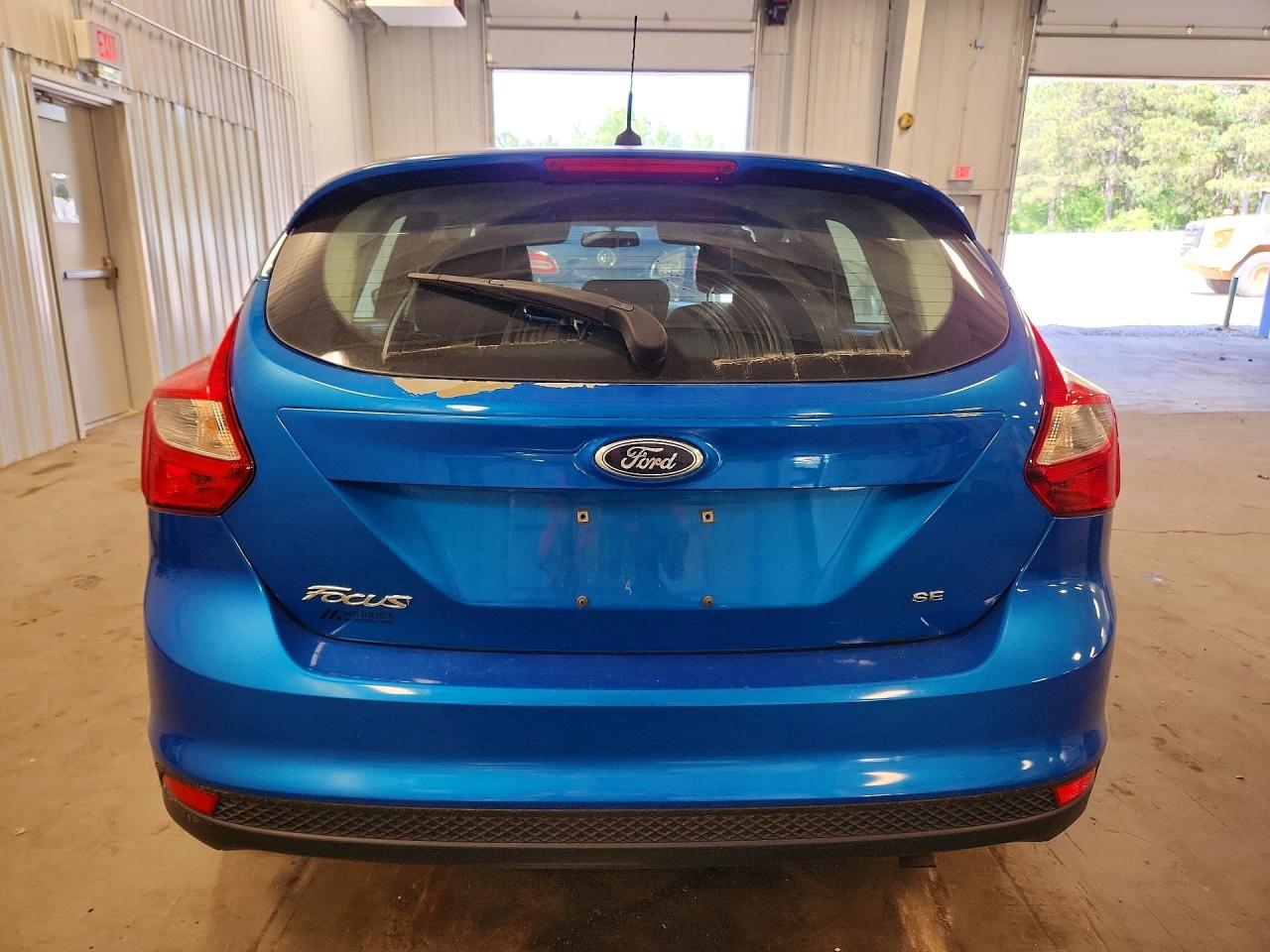 2012 Ford Focus Se Blue vin: 1FAHP3K25CL282532