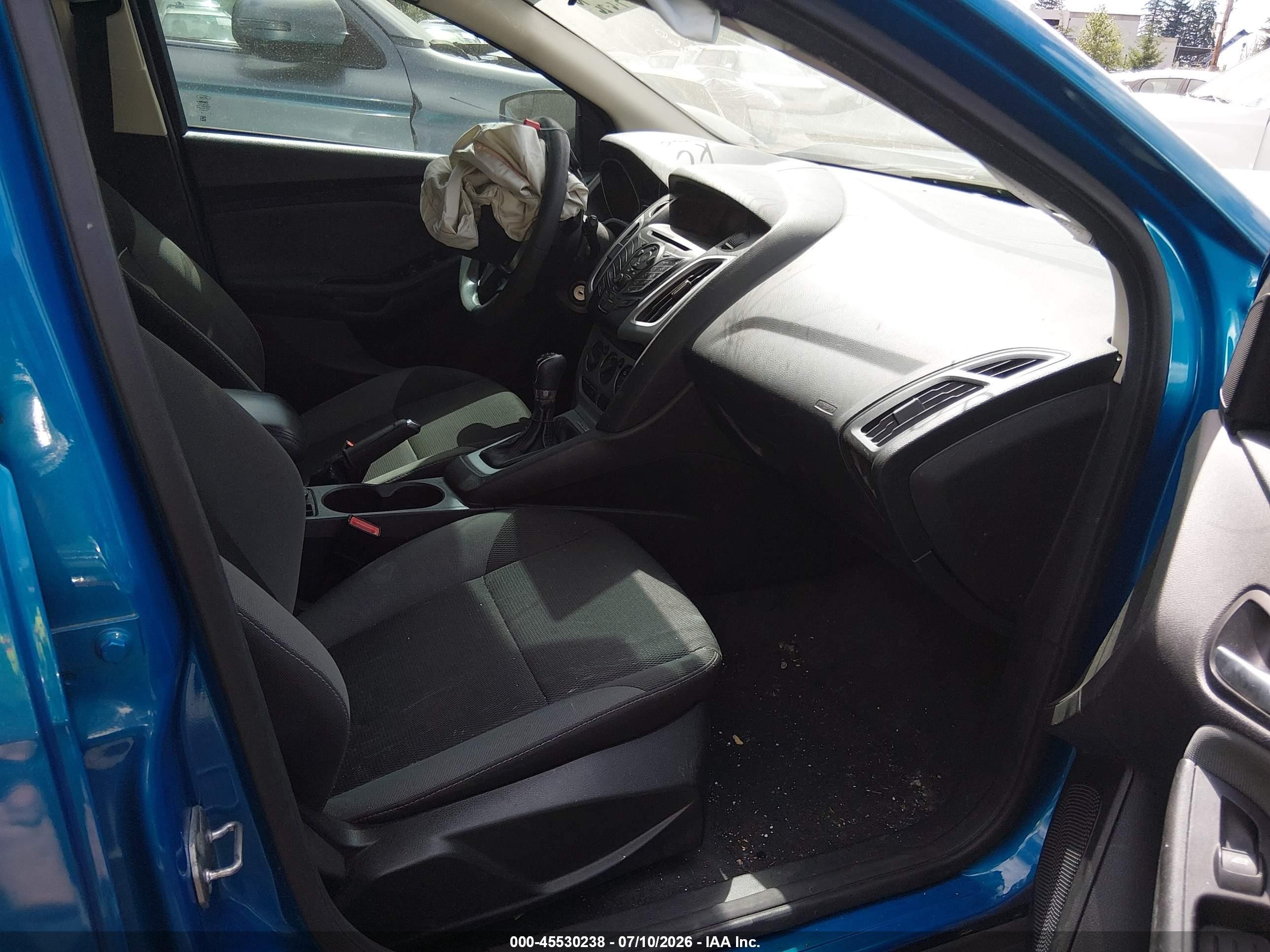 2012 Ford Focus Se Синий vin: 1FAHP3K25CL290923