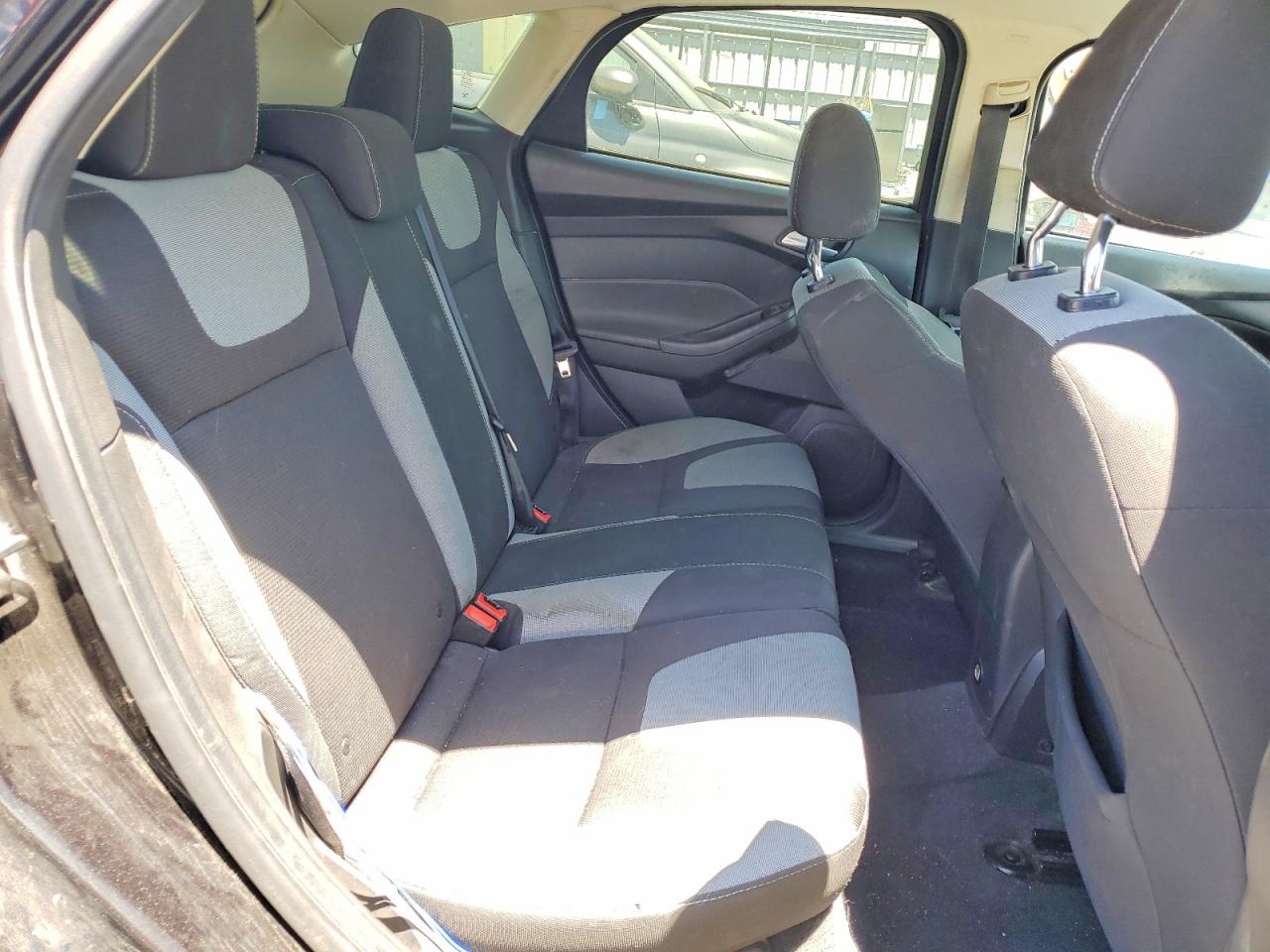 2012 Ford Focus Se Black vin: 1FAHP3K25CL343233