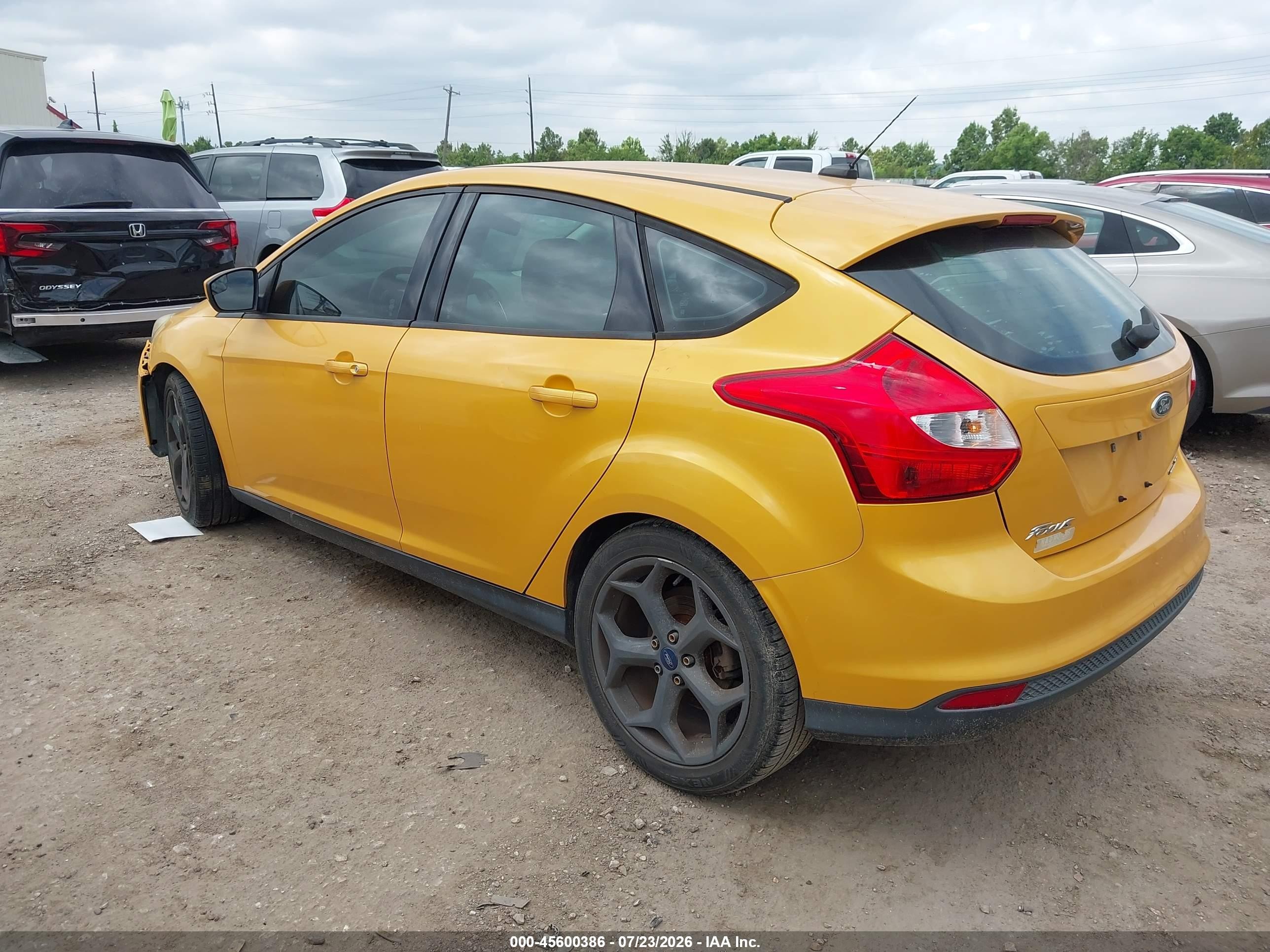 2012 Ford Focus Se Yellow vin: 1FAHP3K25CL400241