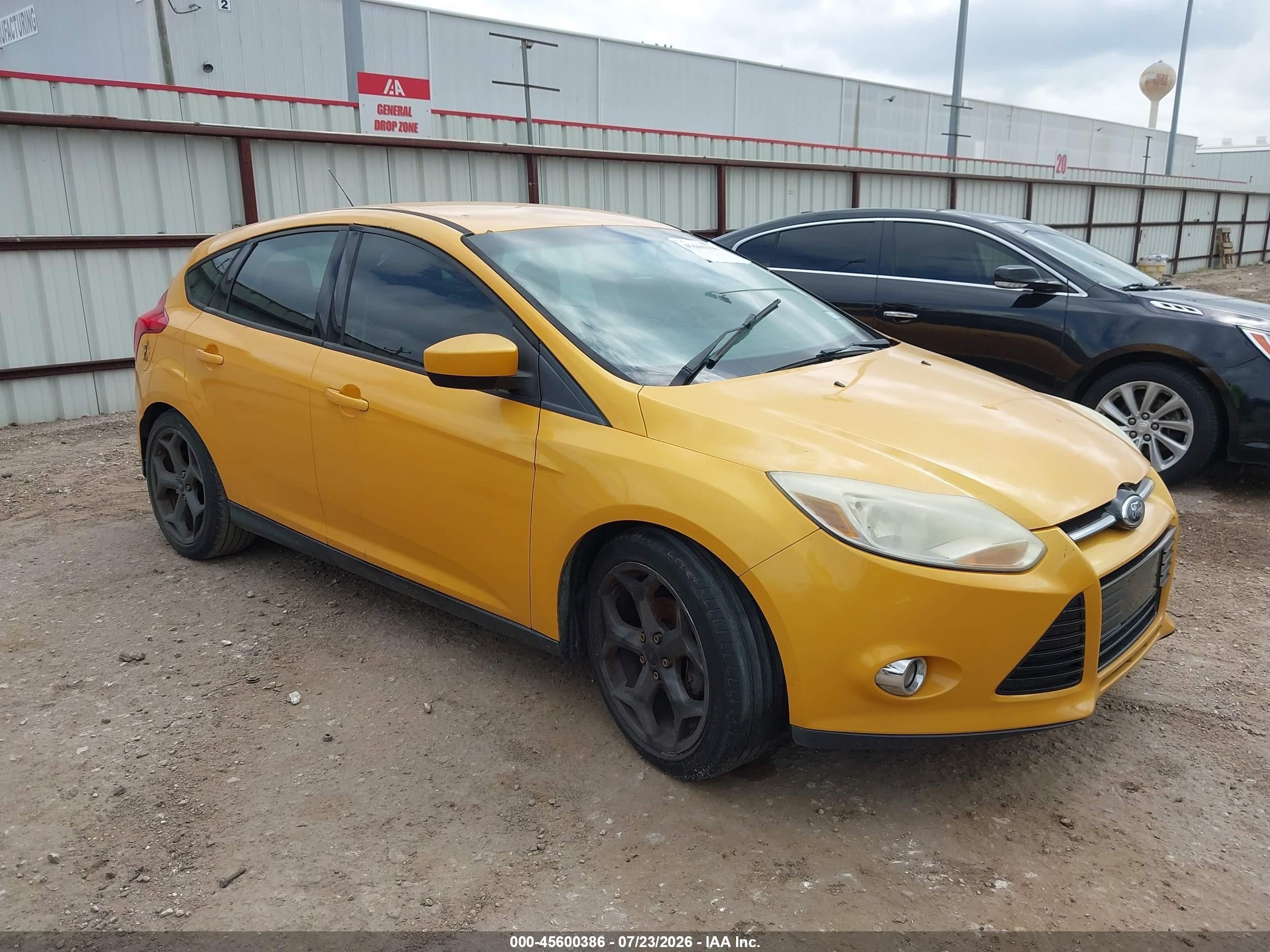 2012 Ford Focus Se Yellow vin: 1FAHP3K25CL400241