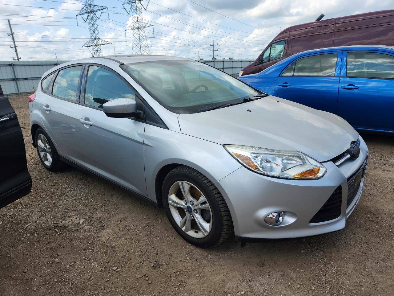 2012 Ford Focus Se Silver vin: 1FAHP3K25CL427102