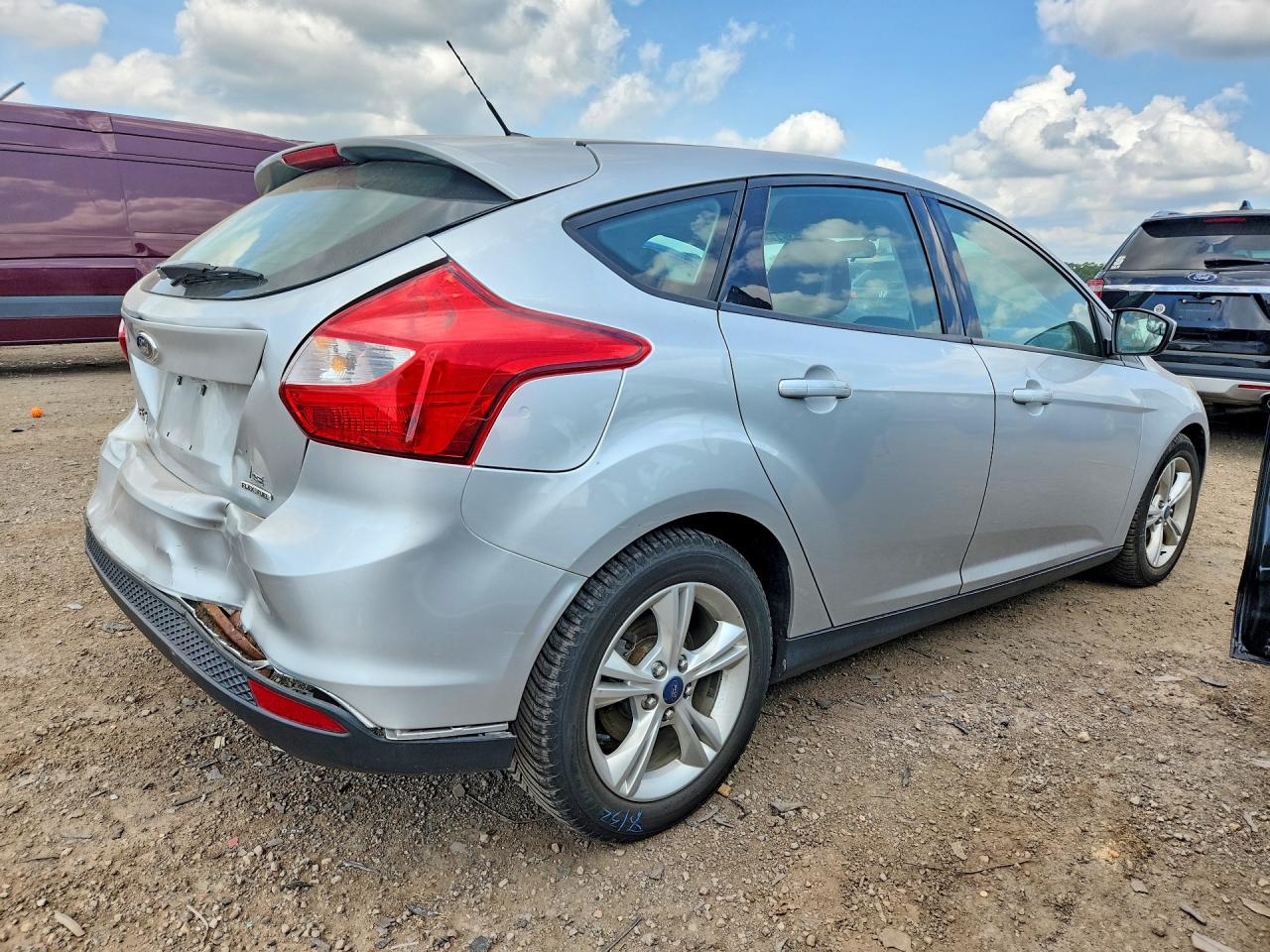2012 Ford Focus Se Silver vin: 1FAHP3K25CL427102
