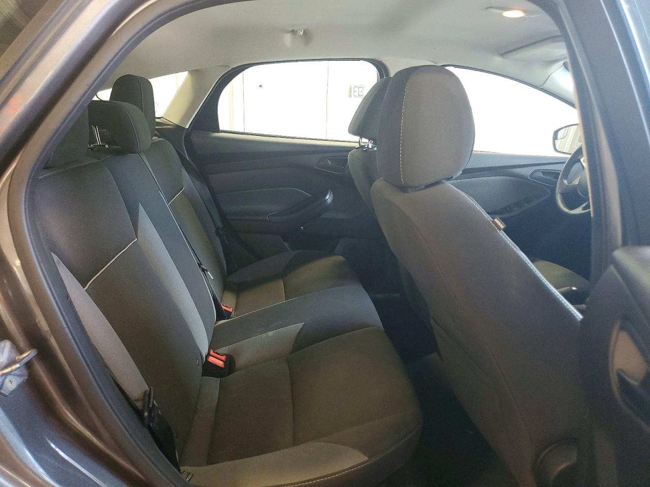 2012 Ford Focus Se Gray vin: 1FAHP3K25CL453442